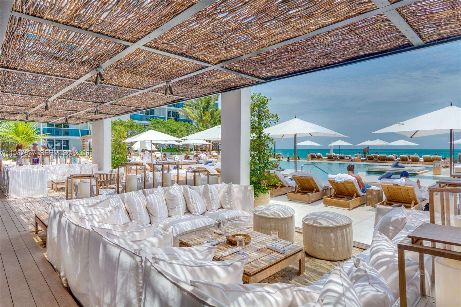 RONEY PALACE - 2301 Collins Ave, Miami Beach, FL 33139 | Picture 3