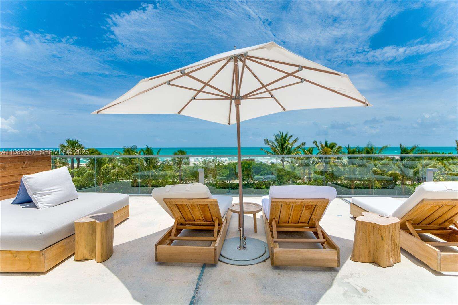 RONEY PALACE - 2301 Collins Ave, Miami Beach, FL 33139 | Picture 33