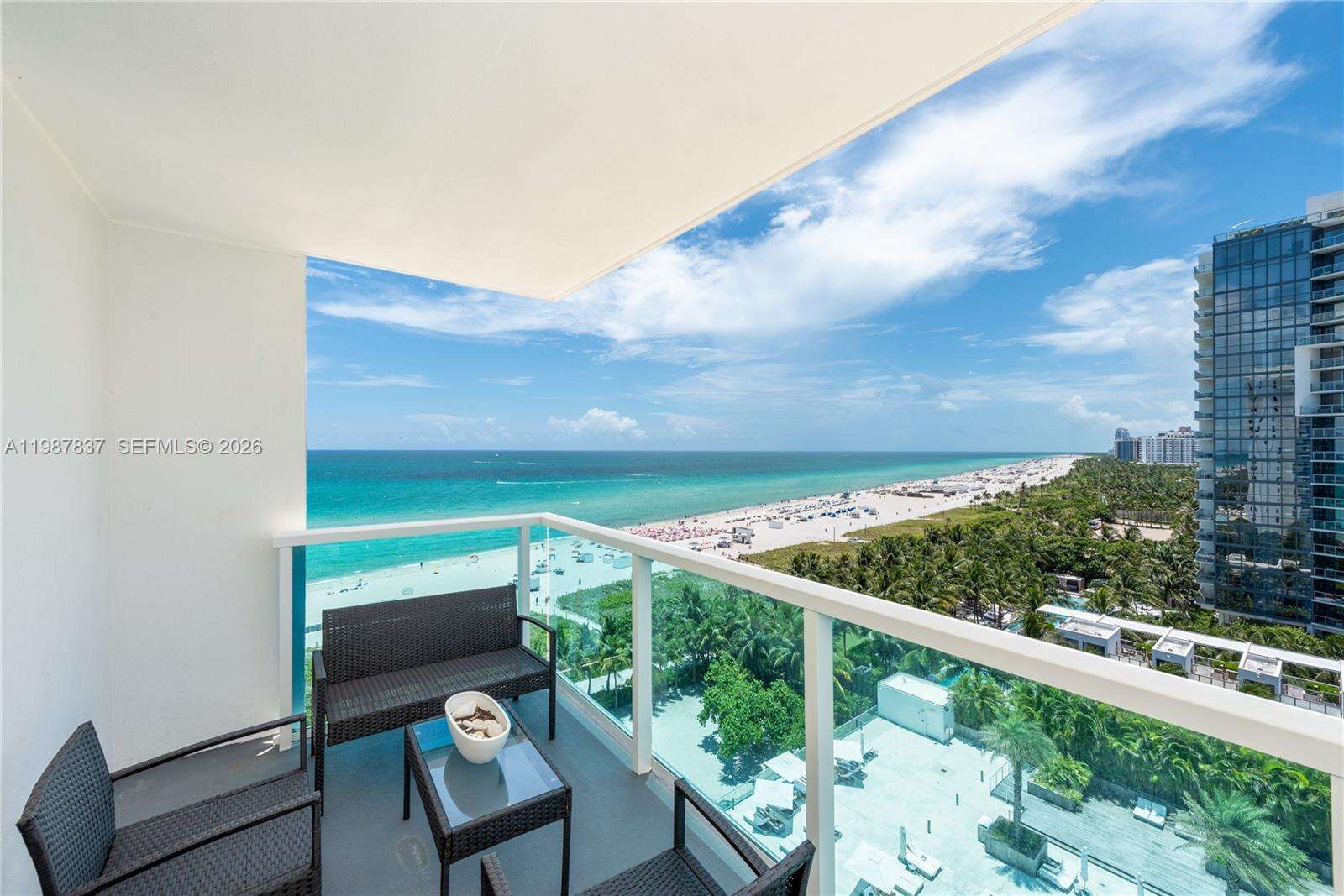 RONEY PALACE - 2301 Collins Ave, Miami Beach, FL 33139 | Picture 9
