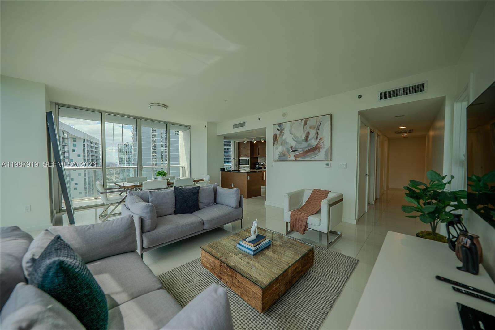 ICON BRICKELL CONDO NO 3 - , Miami, FL 33131 | Picture 25