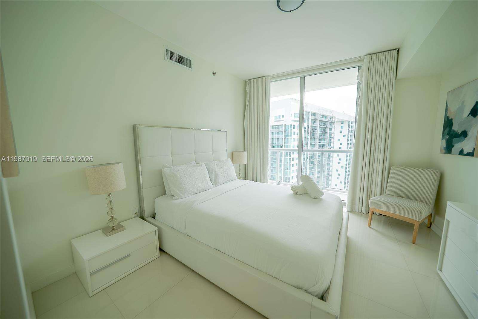 ICON BRICKELL CONDO NO 3 - , Miami, FL 33131 | Picture 4