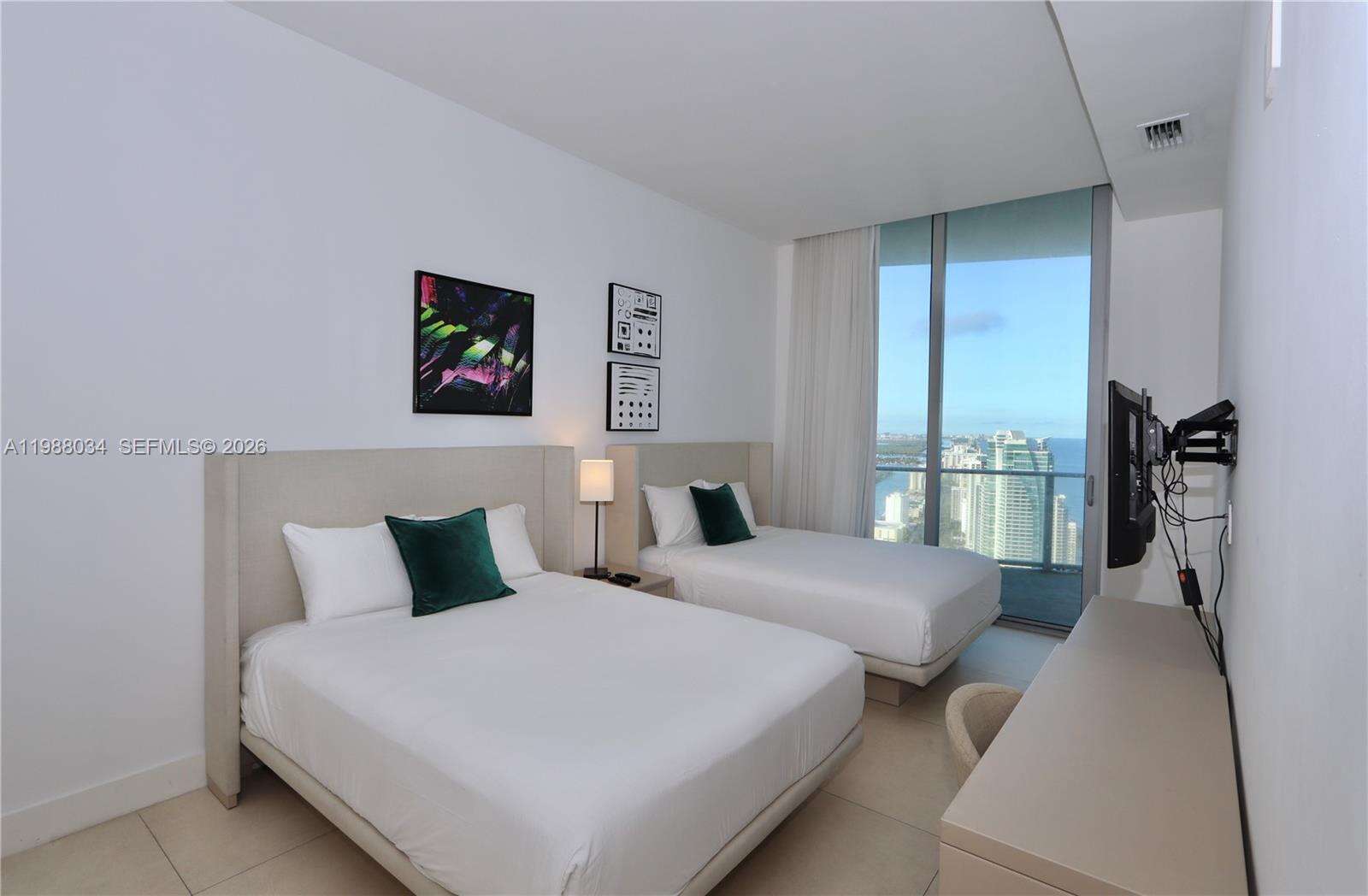 Hyde Resort at 4111 Ocean Dr, Hollywood, FL 33019 - For Sale photo 33