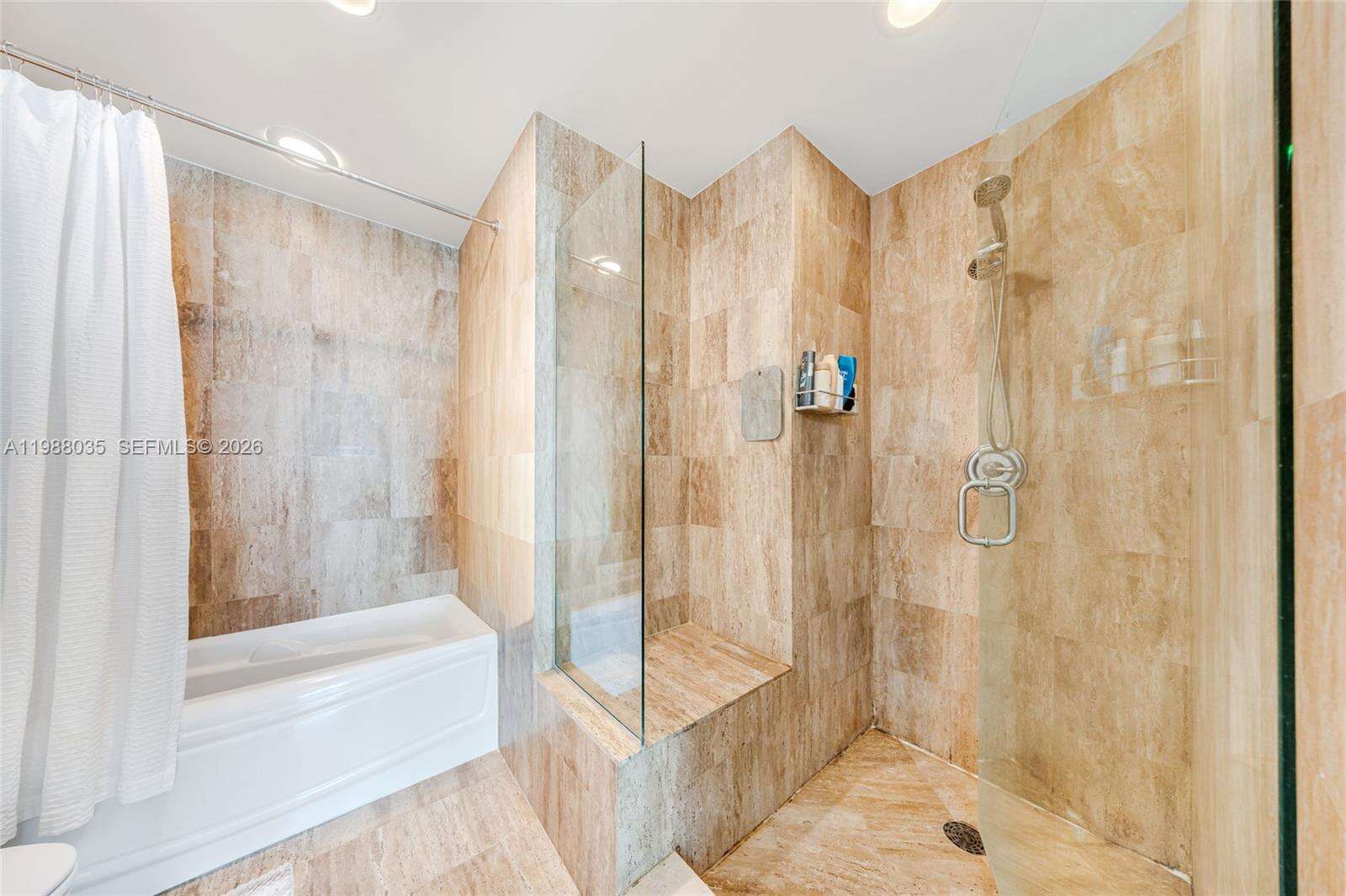 Met 1 at 300 Biscayne Blvd, Miami, FL 33131 - For Sale photo 16