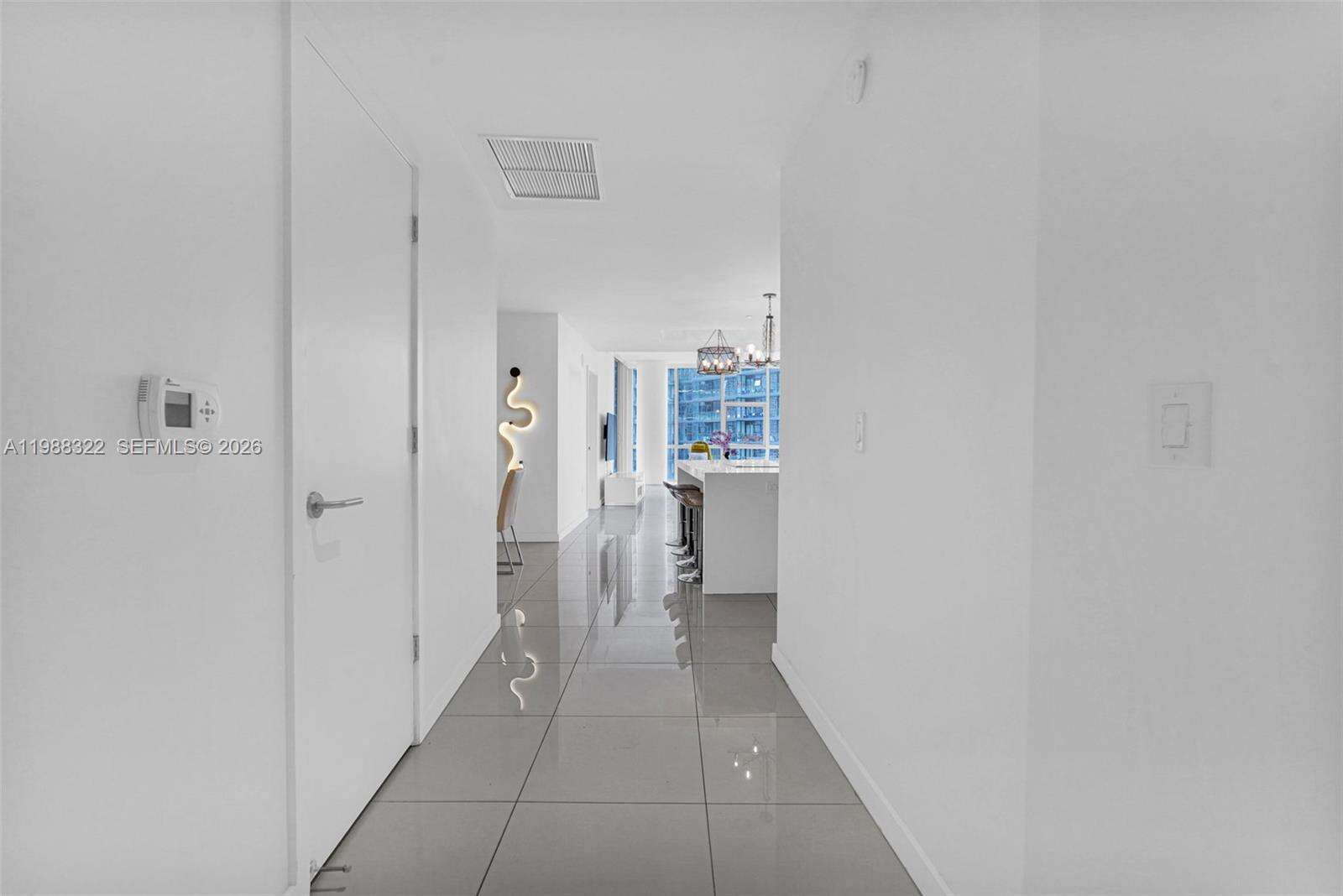 PARAMOUNT MIAMI WORLDCENTER - 851 1 Ave, Miami, FL 33132 | Picture 2