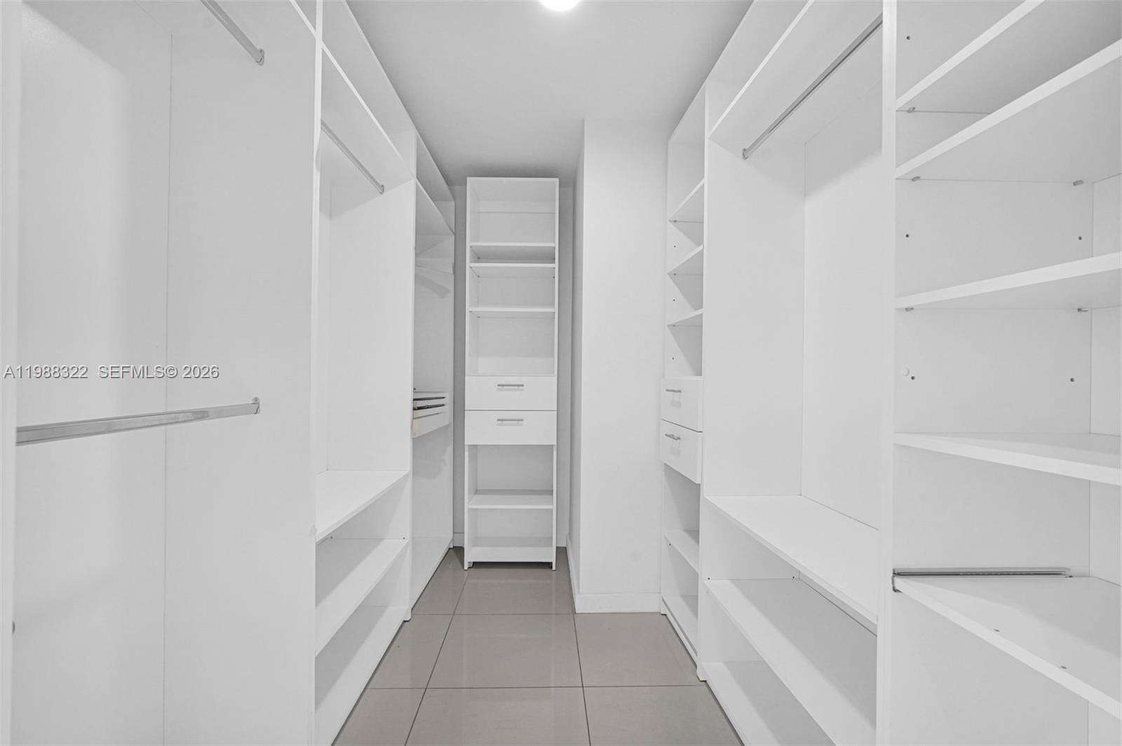 PARAMOUNT MIAMI WORLDCENTER - 851 1 Ave, Miami, FL 33132 | Picture 15