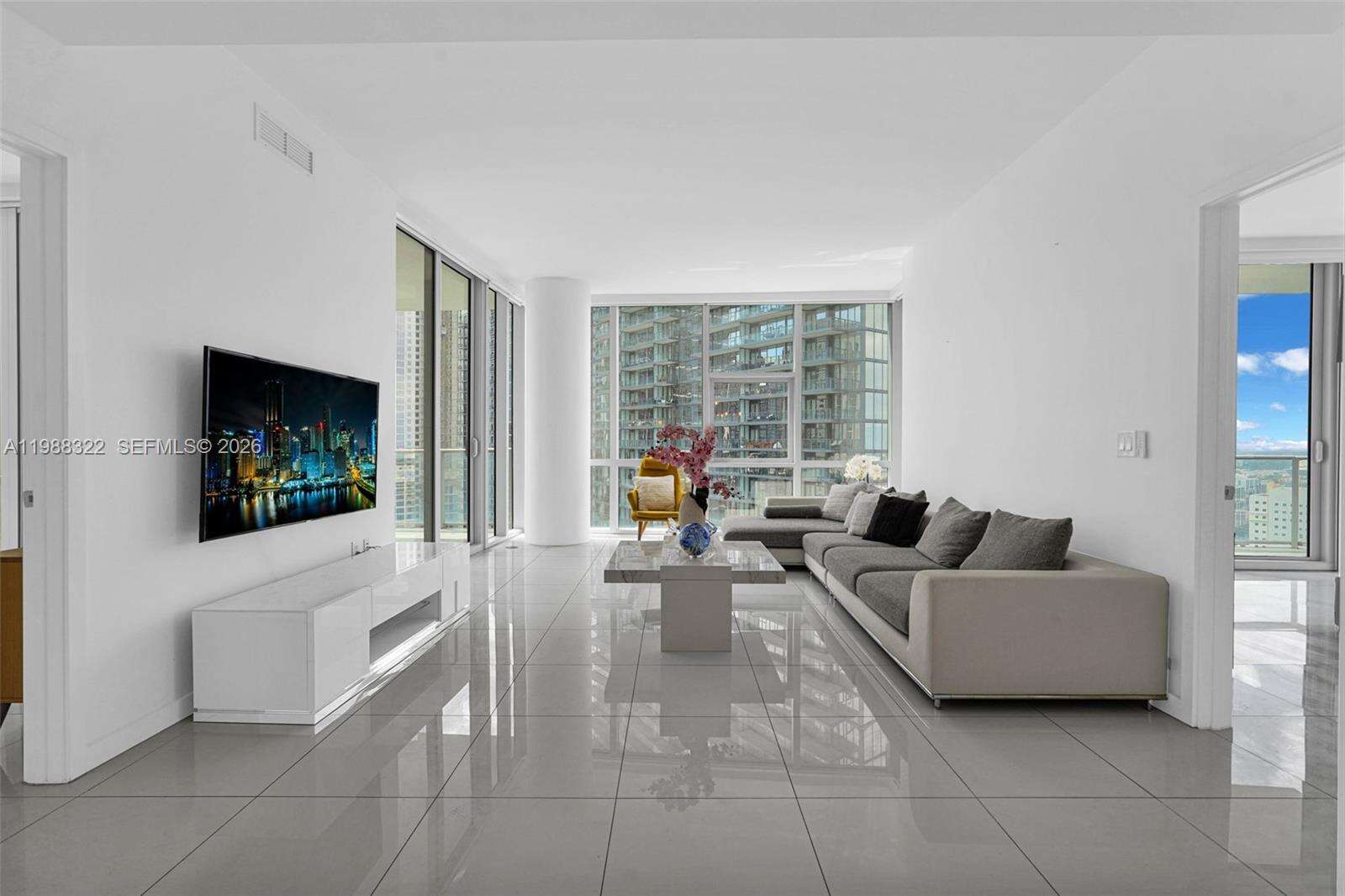 PARAMOUNT MIAMI WORLDCENTER - 851 1 Ave, Miami, FL 33132 | Picture 19