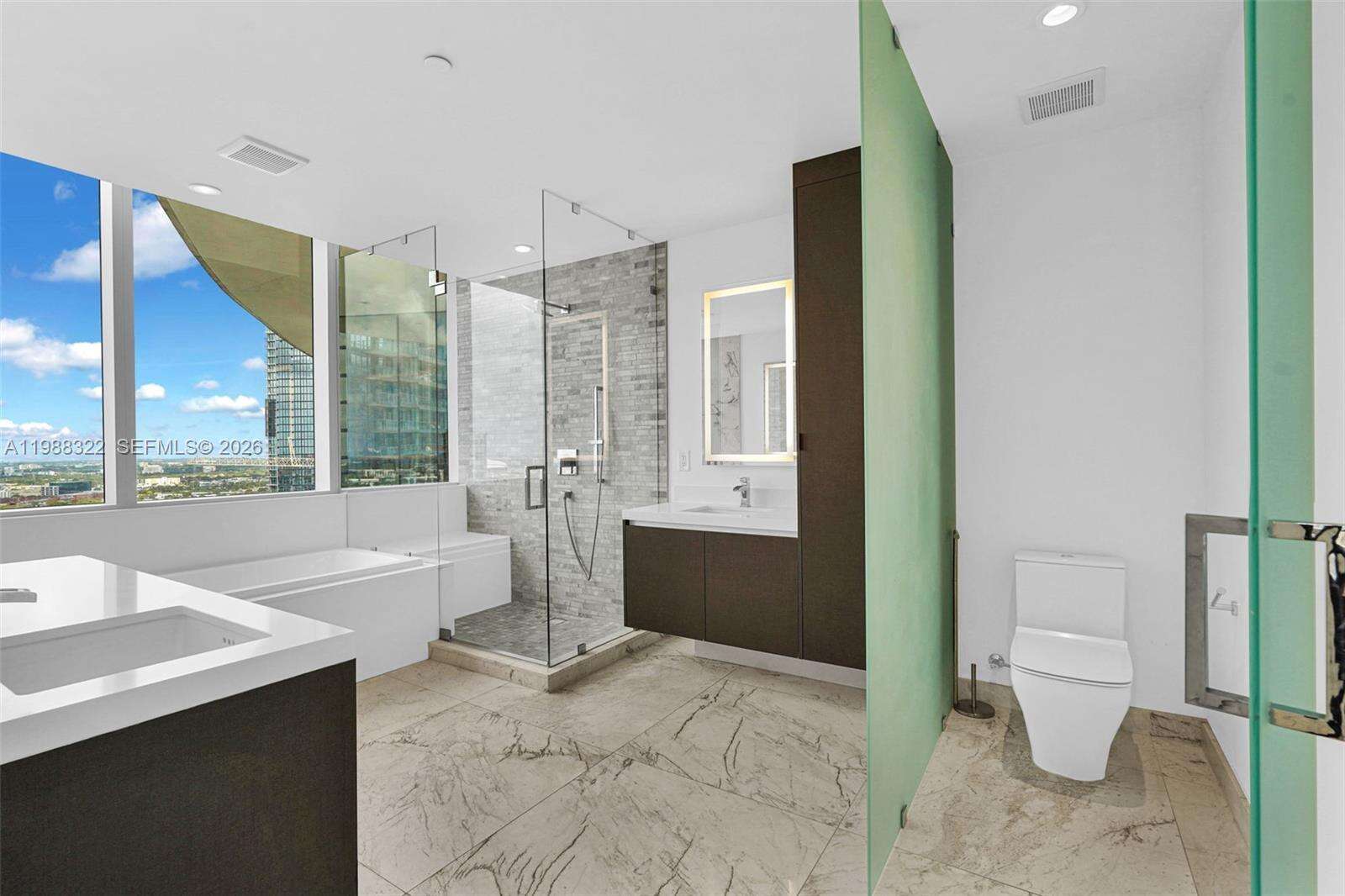 PARAMOUNT MIAMI WORLDCENTER - 851 1 Ave, Miami, FL 33132 | Picture 27