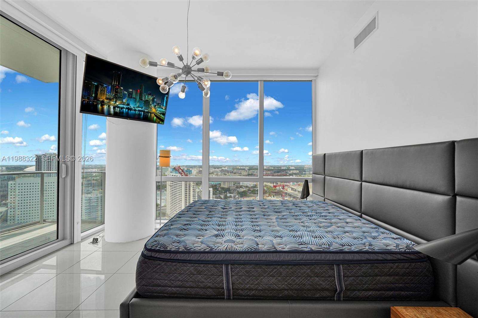 PARAMOUNT MIAMI WORLDCENTER - 851 1 Ave, Miami, FL 33132 | Picture 28