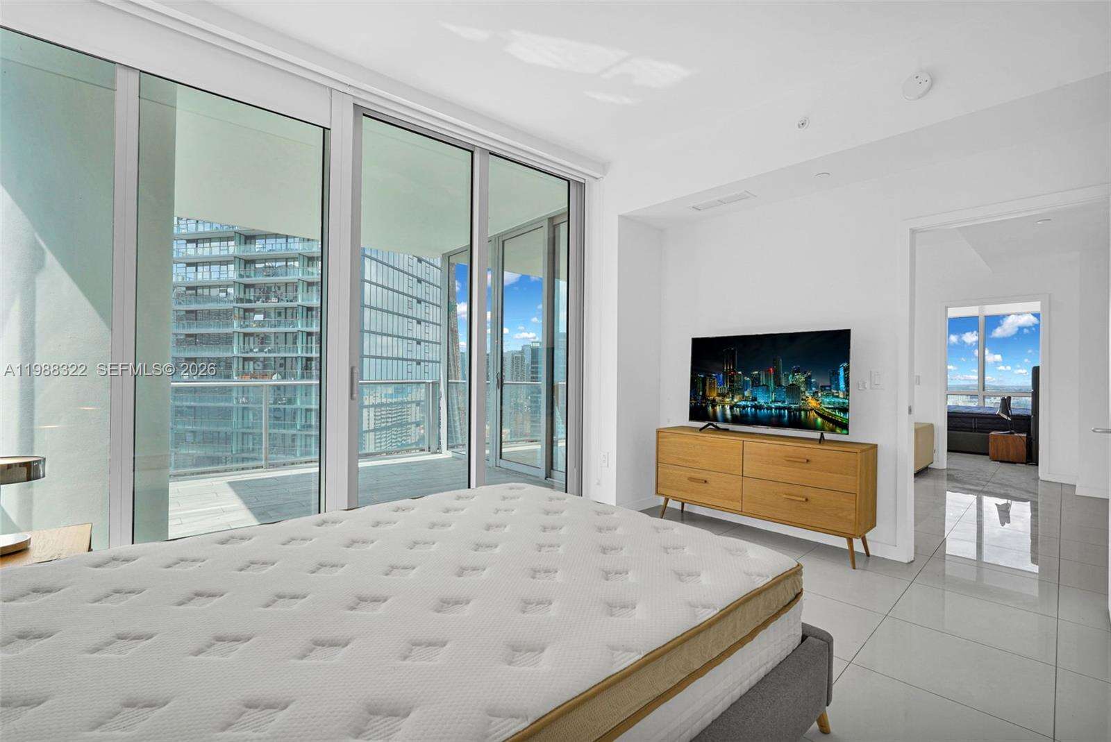 PARAMOUNT MIAMI WORLDCENTER - 851 1 Ave, Miami, FL 33132 | Picture 30