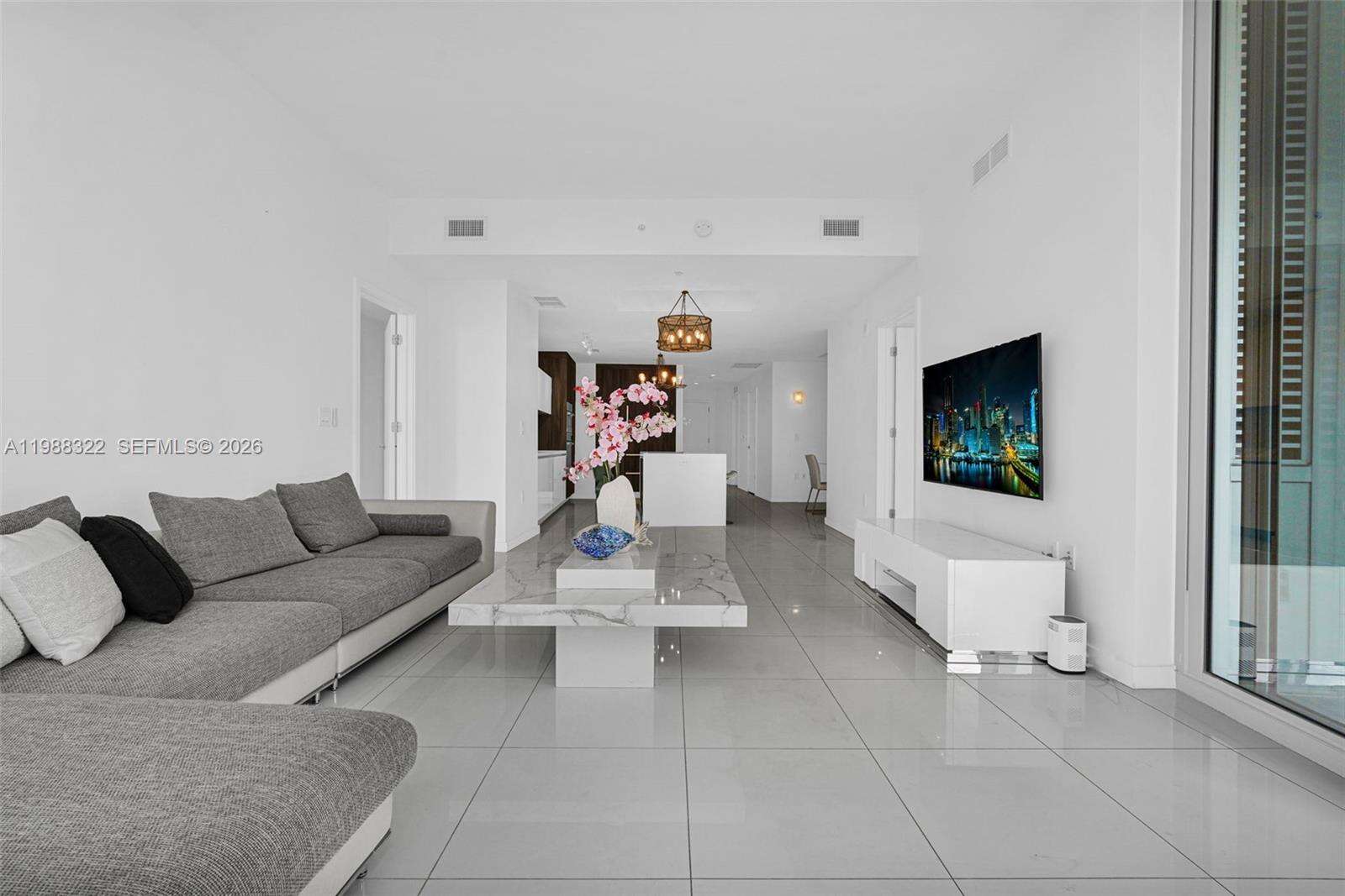 PARAMOUNT MIAMI WORLDCENTER - 851 1 Ave, Miami, FL 33132 | Picture 7