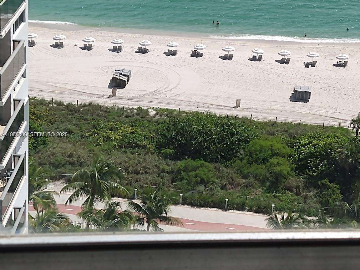 Maison Grande at 6039 Collins Ave, Miami Beach, FL 33140 - For Sale photo 2