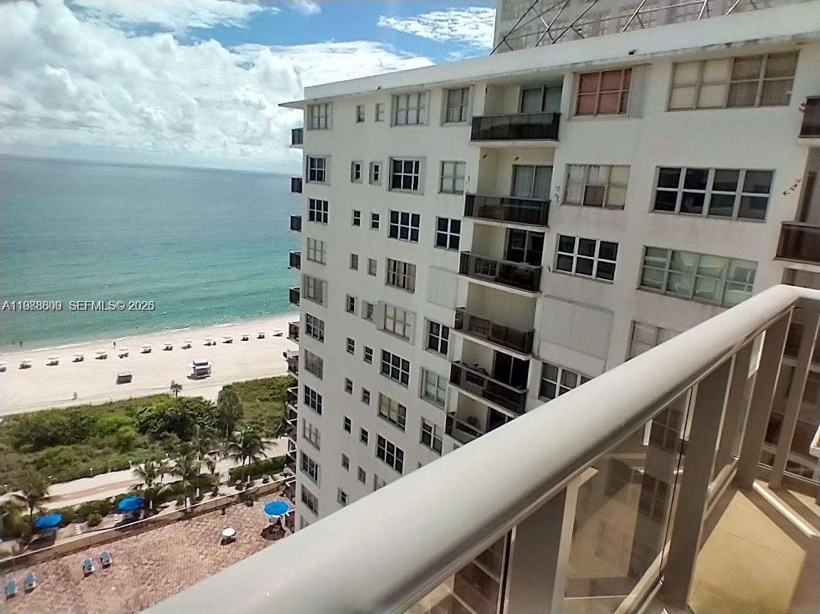 Maison Grande at 6039 Collins Ave, Miami Beach, FL 33140 - For Sale photo 4
