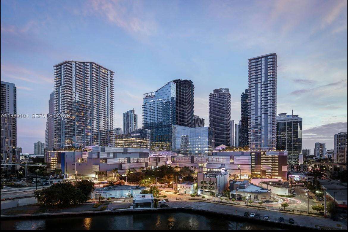 RISE - 88 7 St, Miami, FL 33131 | Picture 18