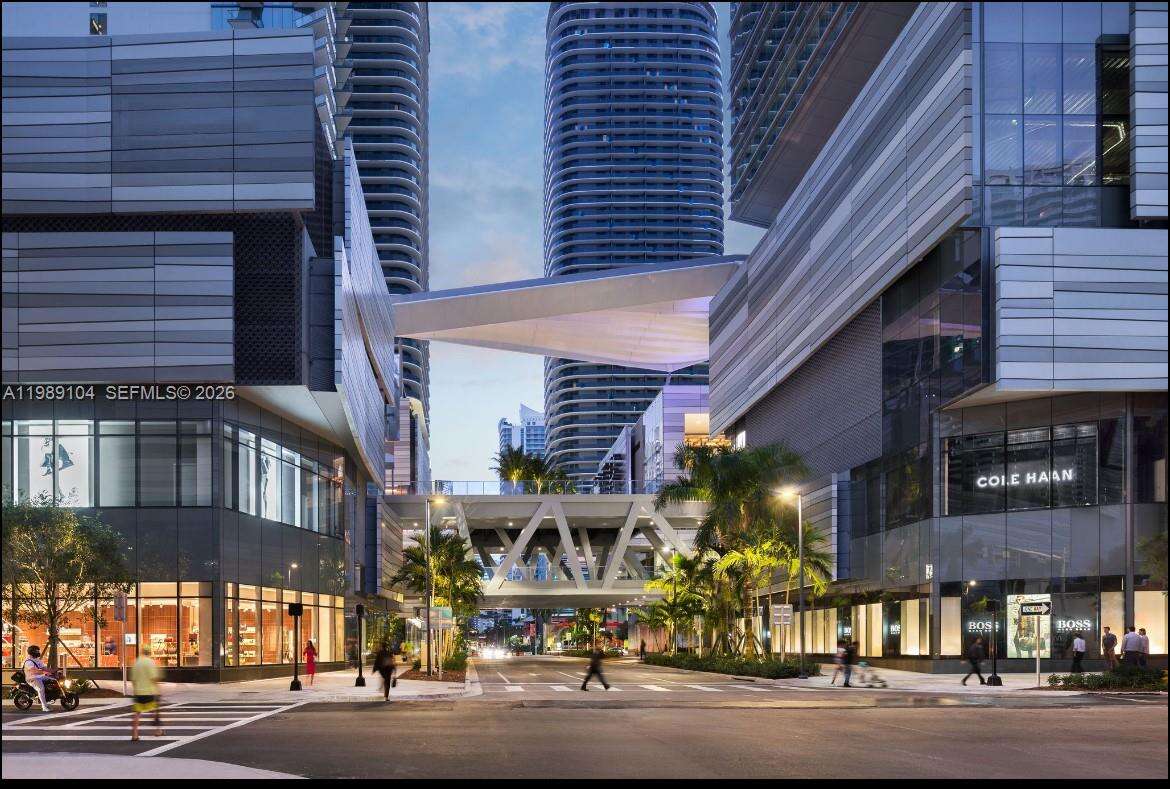 RISE - 88 7 St, Miami, FL 33131 | Picture 24