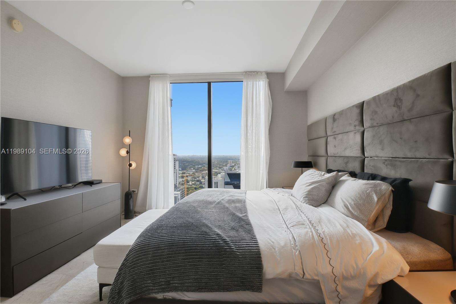 RISE - 88 7 St, Miami, FL 33131 | Picture 6