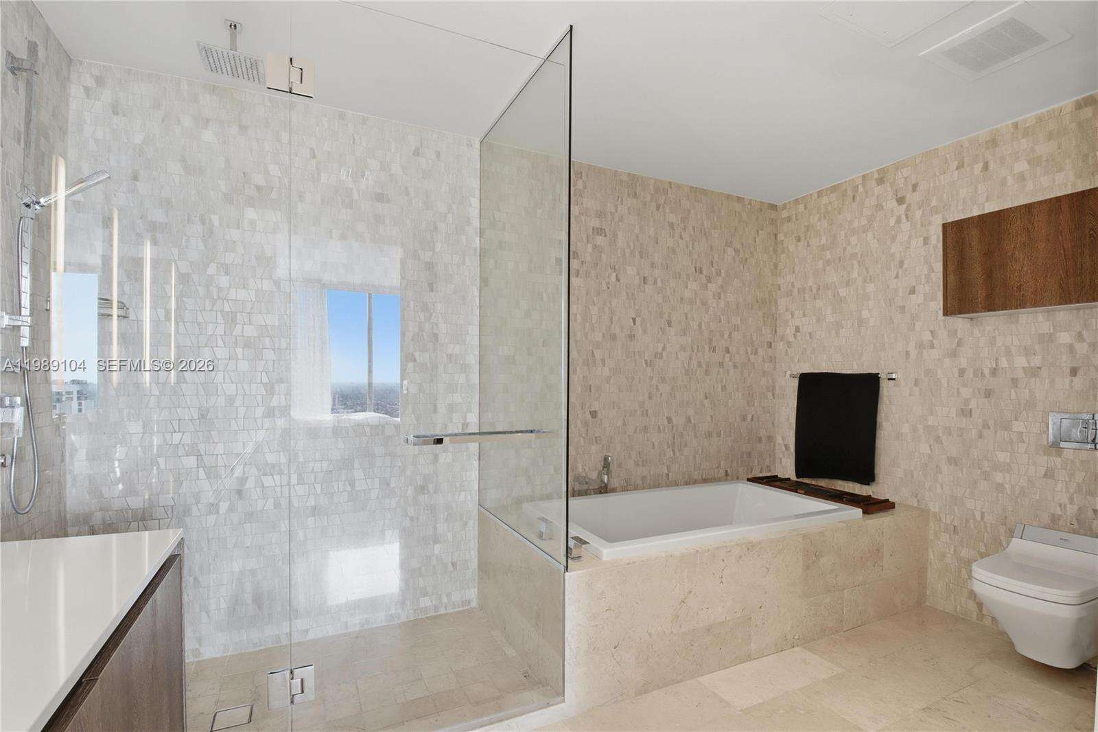 RISE - 88 7 St, Miami, FL 33131 | Picture 8