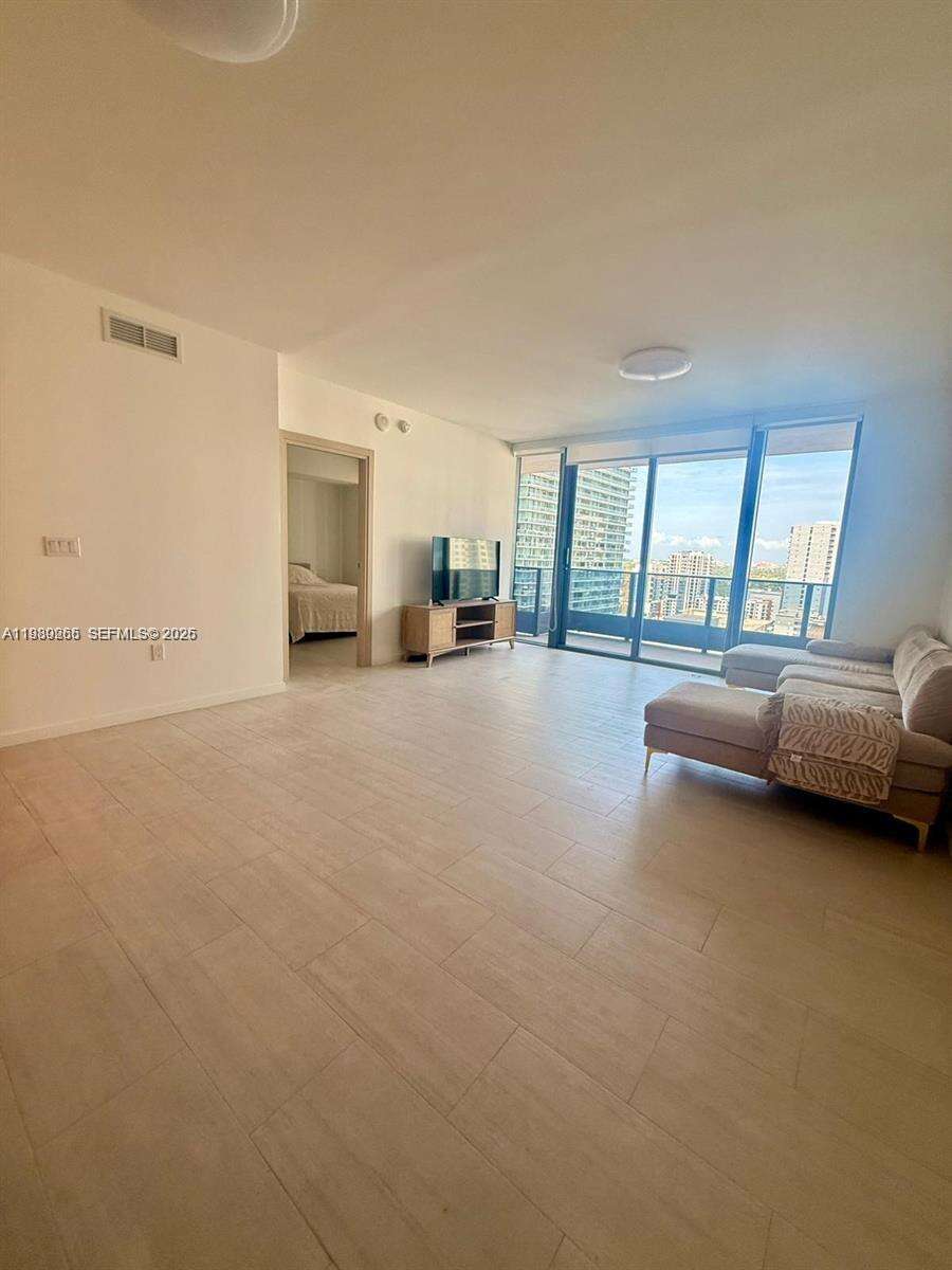 Brickell Flatiron at 1000 Brickell Plz, Miami, FL 33131 - For Sale photo 1