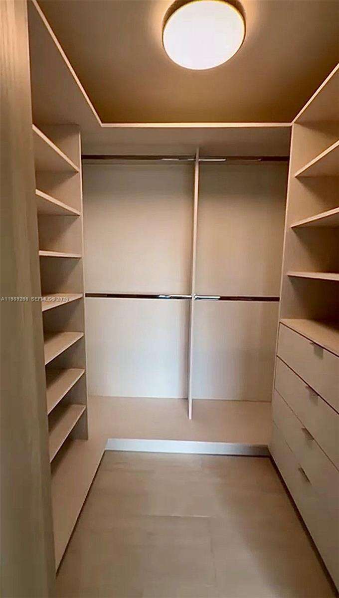 Brickell Flatiron at 1000 Brickell Plz, Miami, FL 33131 - For Sale photo 12