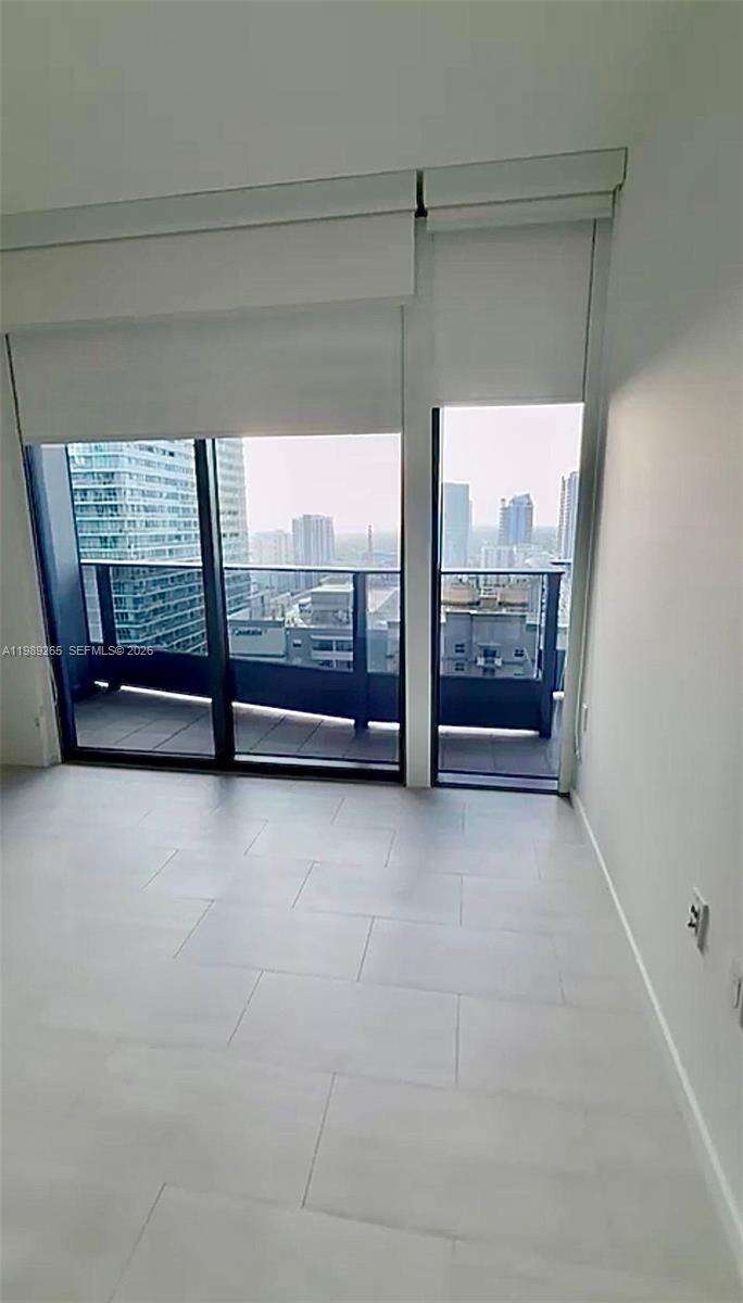 Brickell Flatiron at 1000 Brickell Plz, Miami, FL 33131 - For Sale photo 13