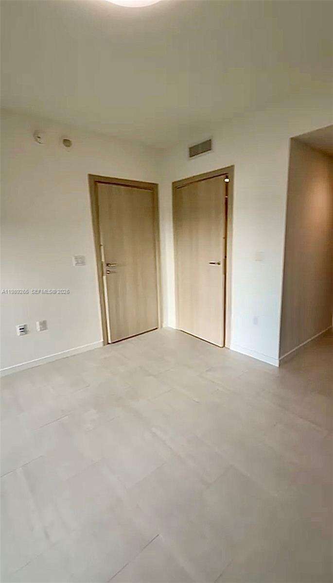 Brickell Flatiron at 1000 Brickell Plz, Miami, FL 33131 - For Sale photo 17
