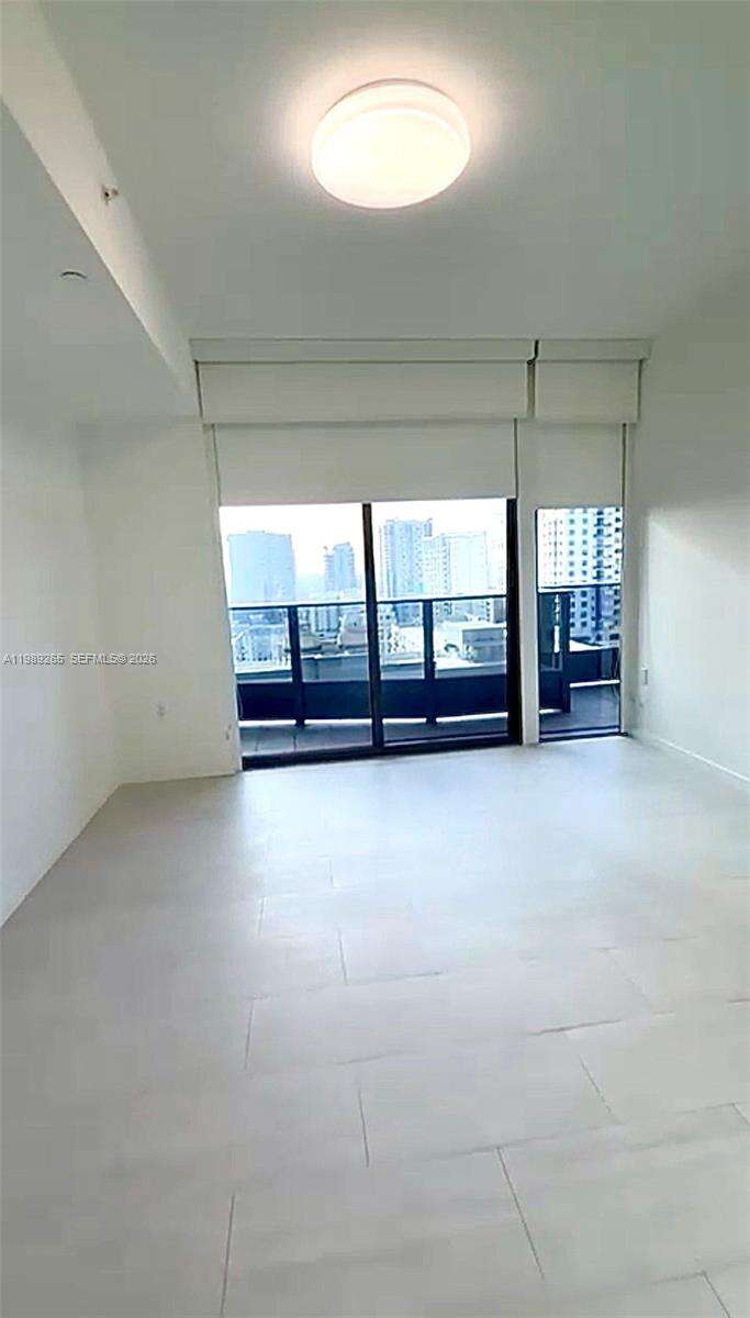 Brickell Flatiron at 1000 Brickell Plz, Miami, FL 33131 - For Sale photo 25