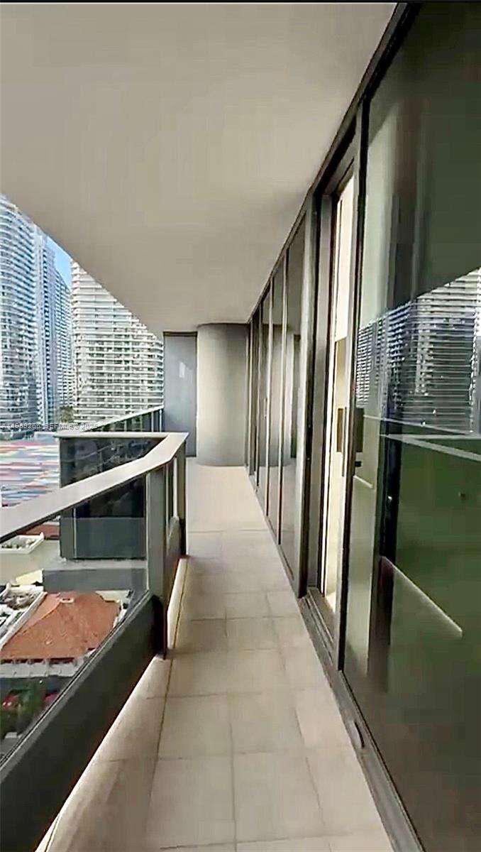 Brickell Flatiron at 1000 Brickell Plz, Miami, FL 33131 - For Sale photo 29