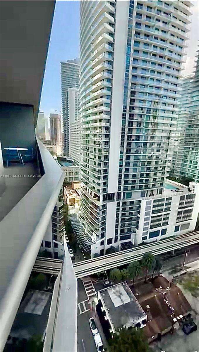 Brickell Flatiron at 1000 Brickell Plz, Miami, FL 33131 - For Sale photo 32