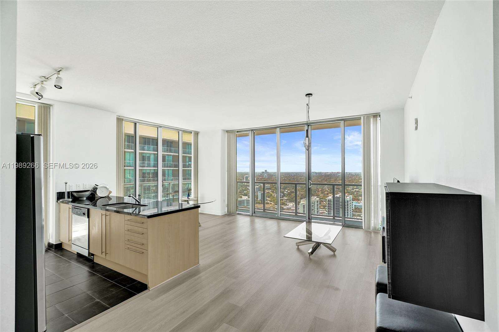 Axis On Brickell at 1111 1 Ave, Miami, FL 33130 - For Sale photo 11