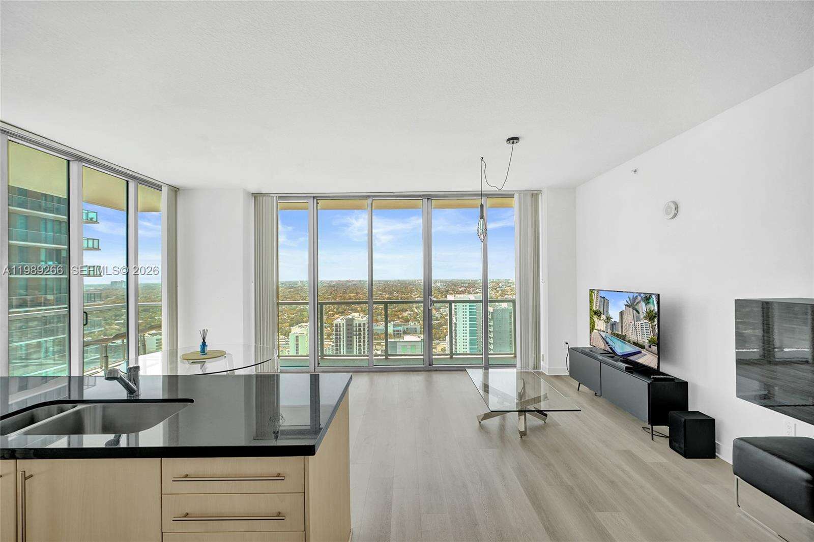 Axis On Brickell at 1111 1 Ave, Miami, FL 33130 - For Sale photo 12