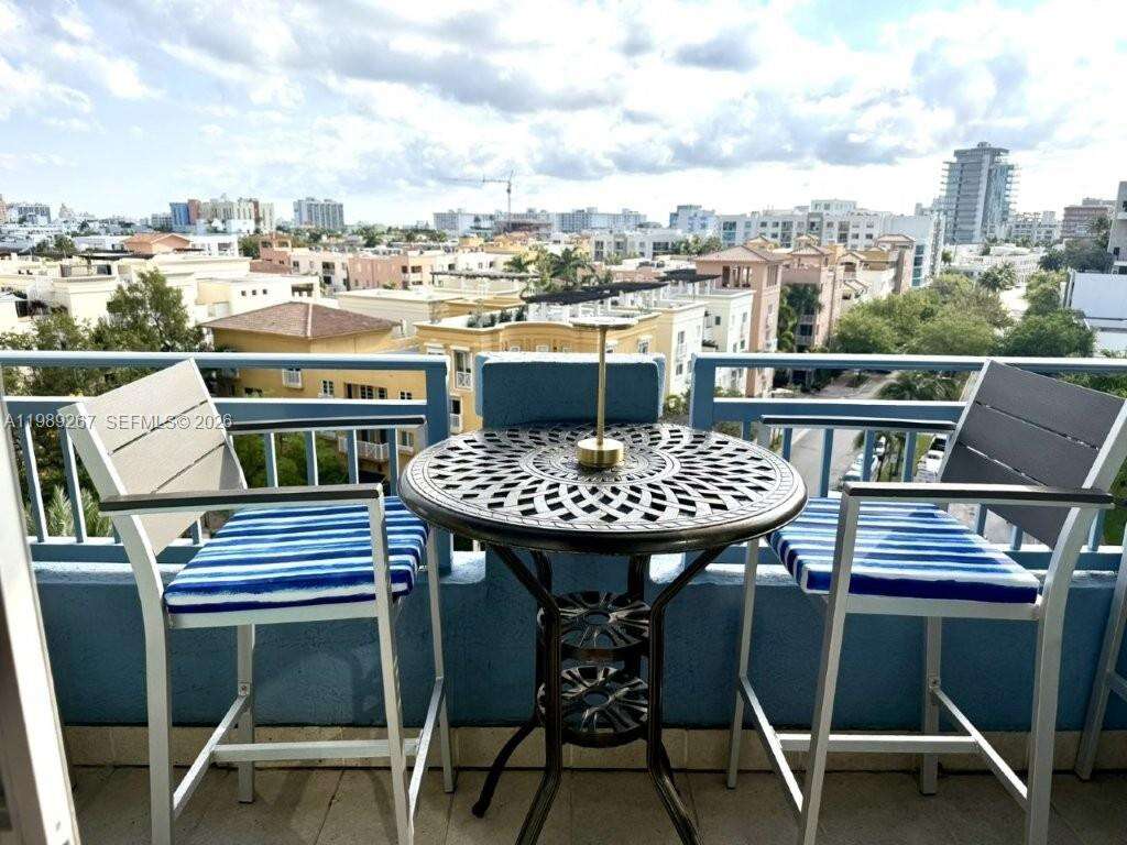 YACHT CLUB AT PORTOFINO - 90 Alton Rd, Miami Beach, FL 33139 | Picture 13