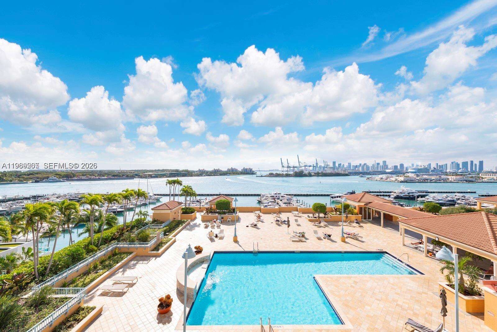 YACHT CLUB AT PORTOFINO - 90 Alton Rd, Miami Beach, FL 33139 | Picture 16