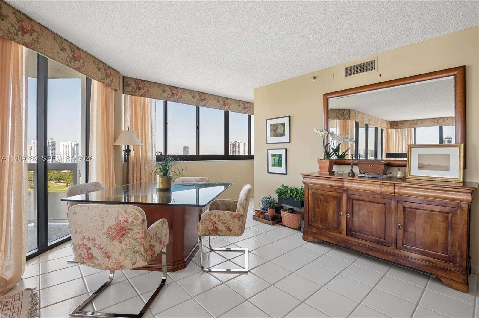 The Landmark at 20185 Country Club Dr, Aventura, FL 33180 - For Sale photo 6