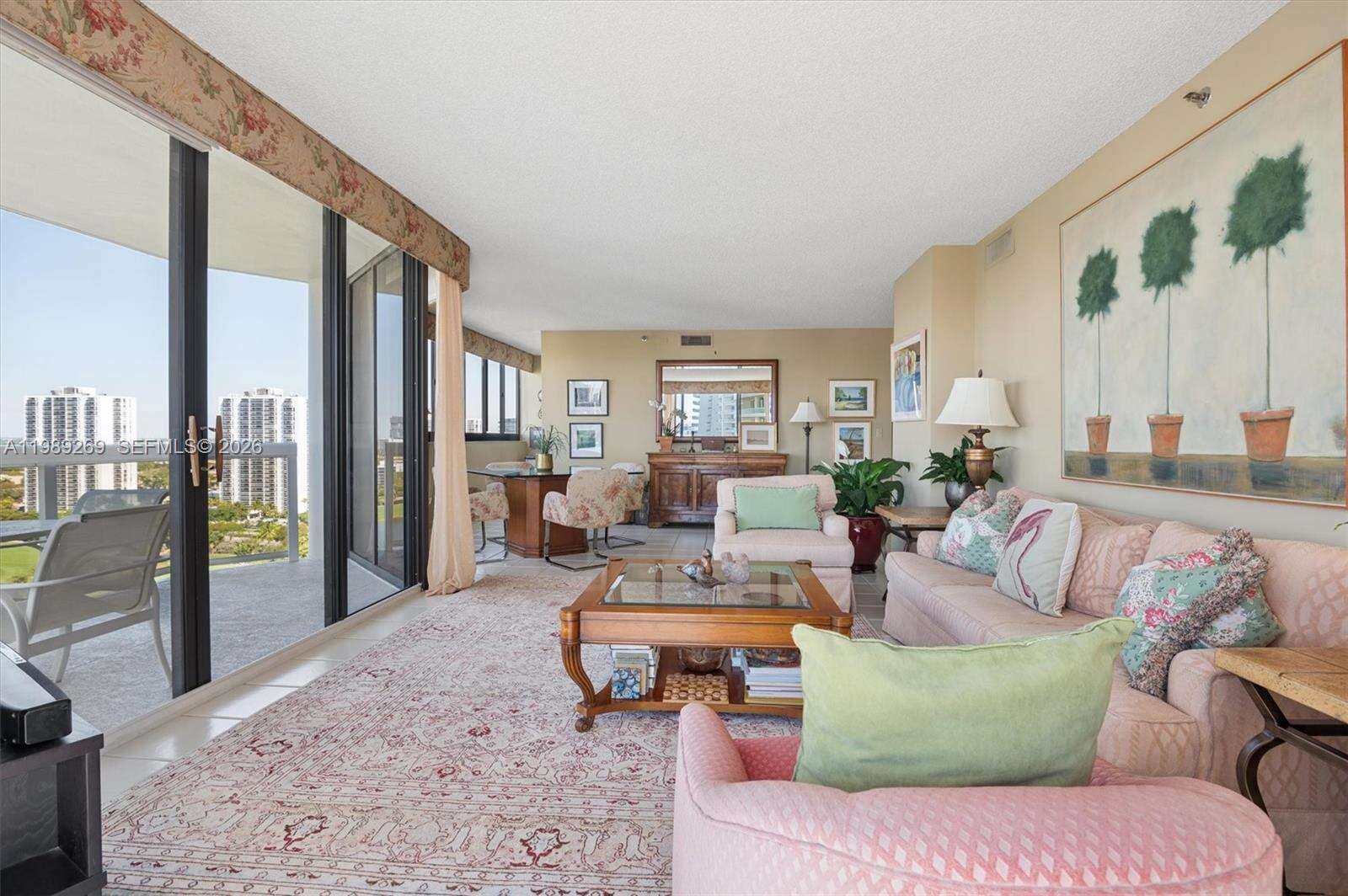 The Landmark at 20185 Country Club Dr, Aventura, FL 33180 - For Sale photo 9