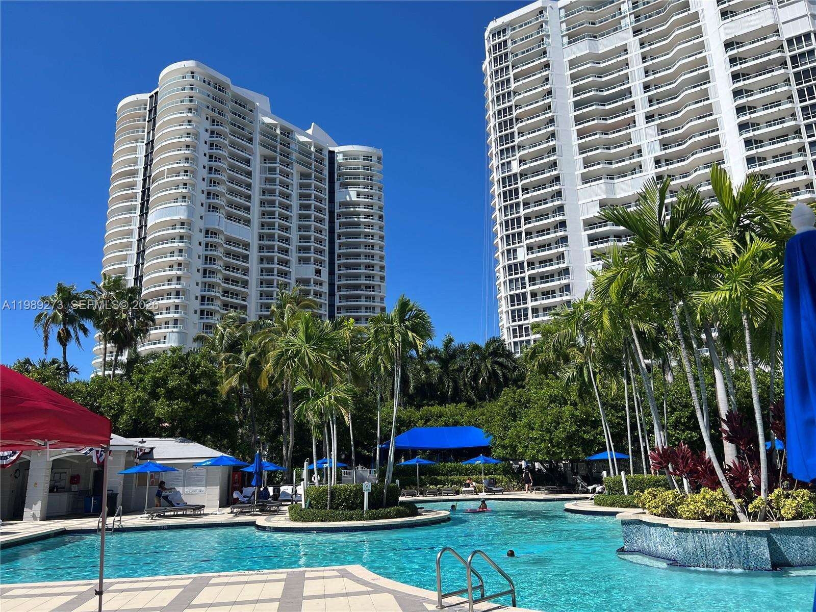 ATLANTIC III AT THE POINT - 21050 Point Pl, Aventura, FL 33180 | Picture 3