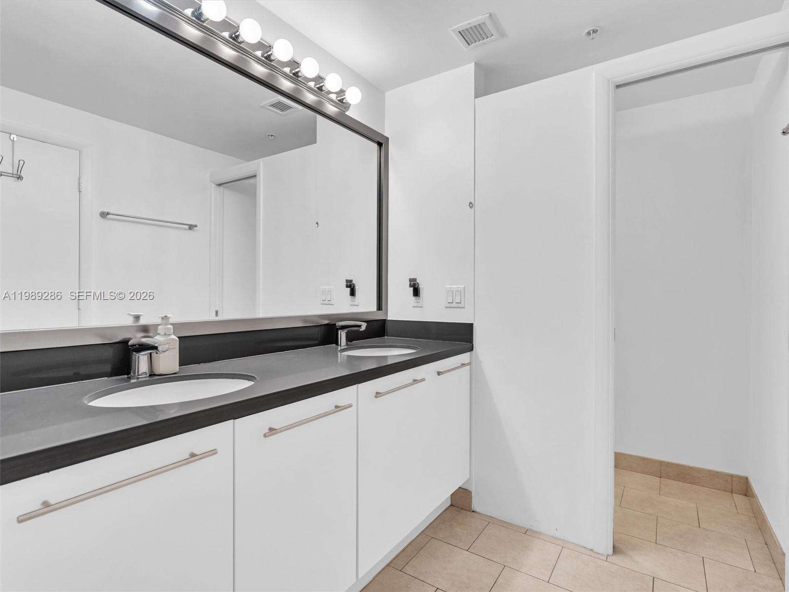 The Ivy at 90 3 St, Miami, FL 33130 - For Sale photo 21