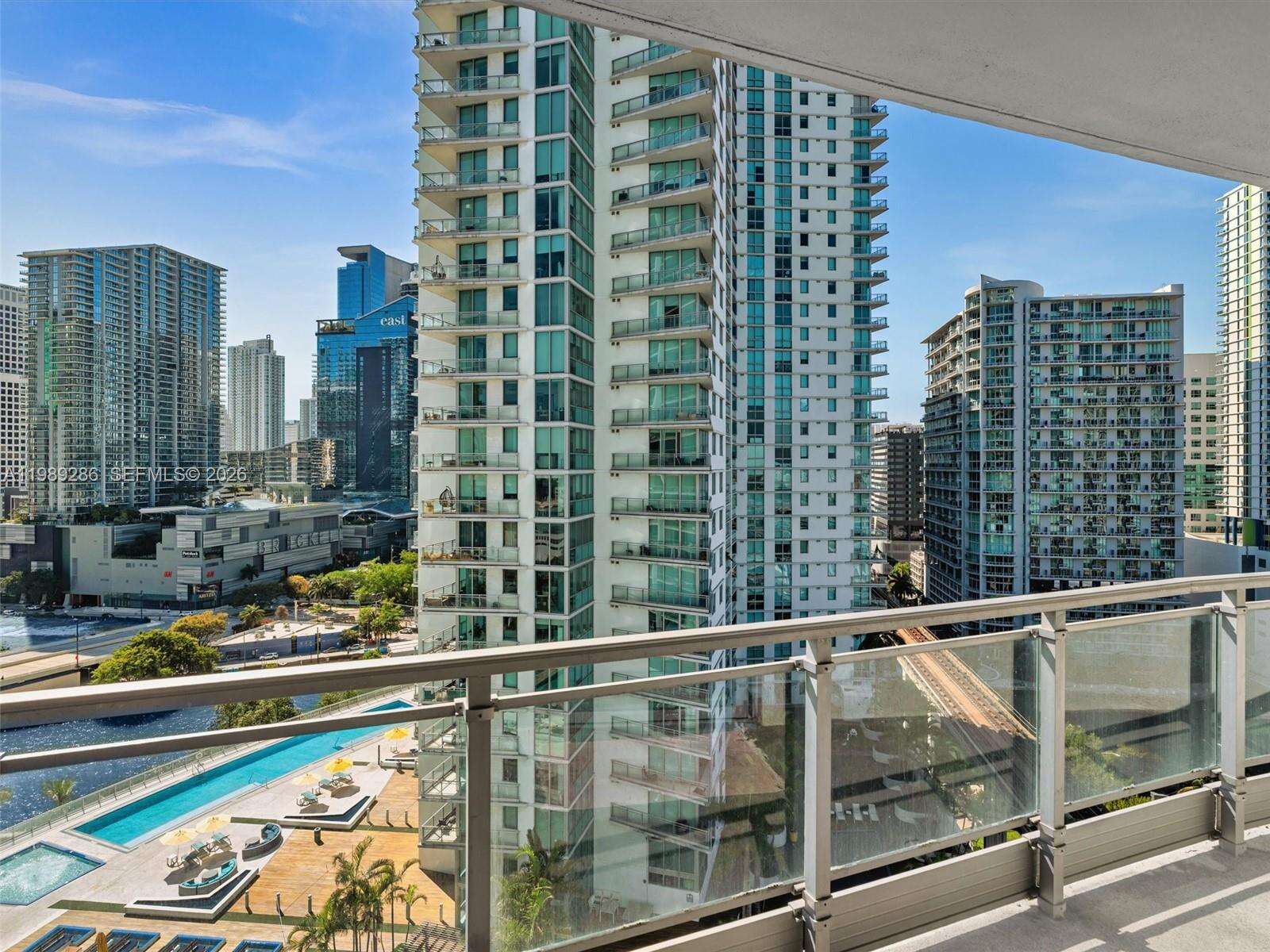 The Ivy at 90 3 St, Miami, FL 33130 - For Sale photo 4
