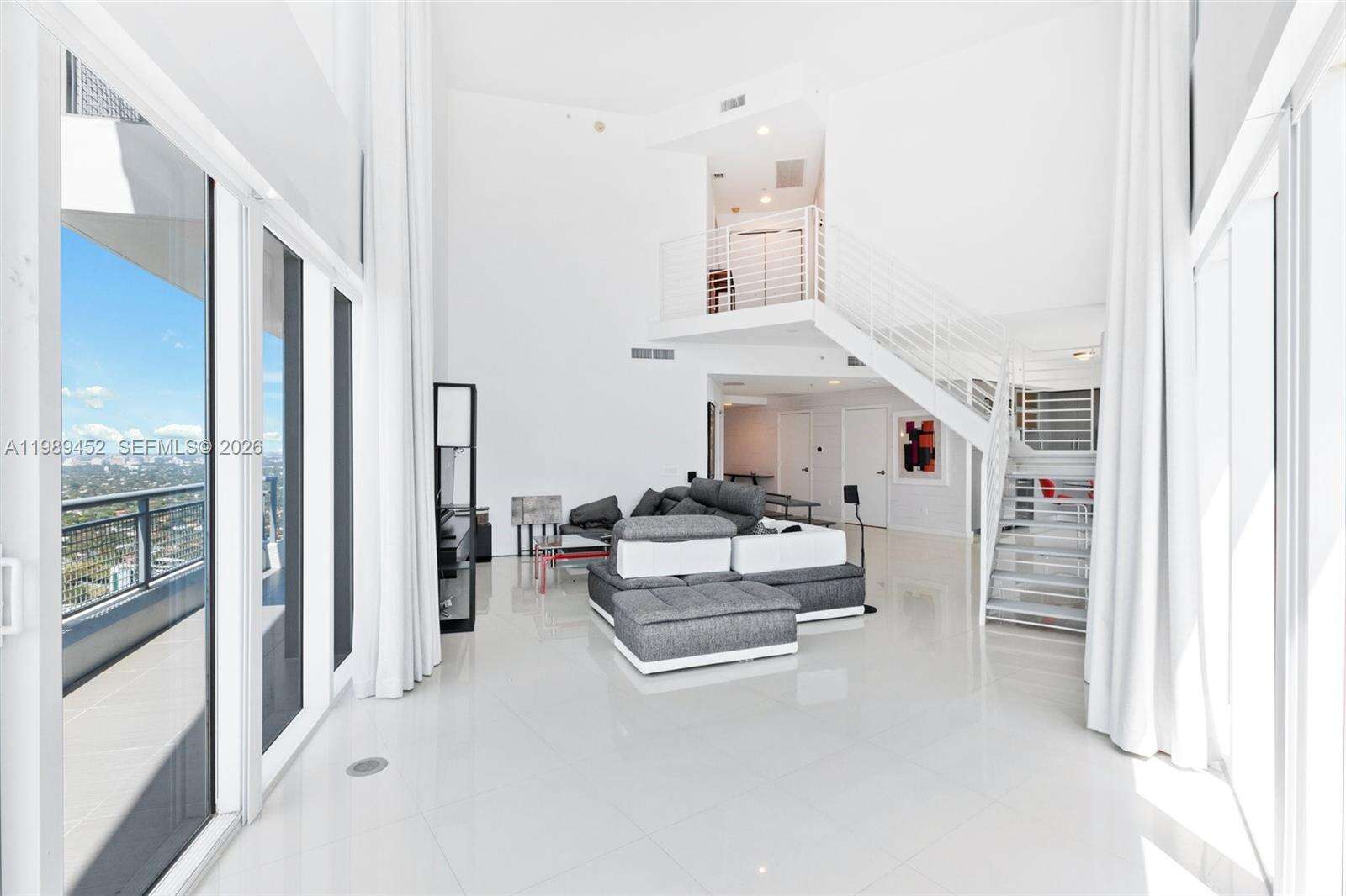 INFINITY AT BRICKELL - 60 13 St, Miami, FL 33130 | Picture 4