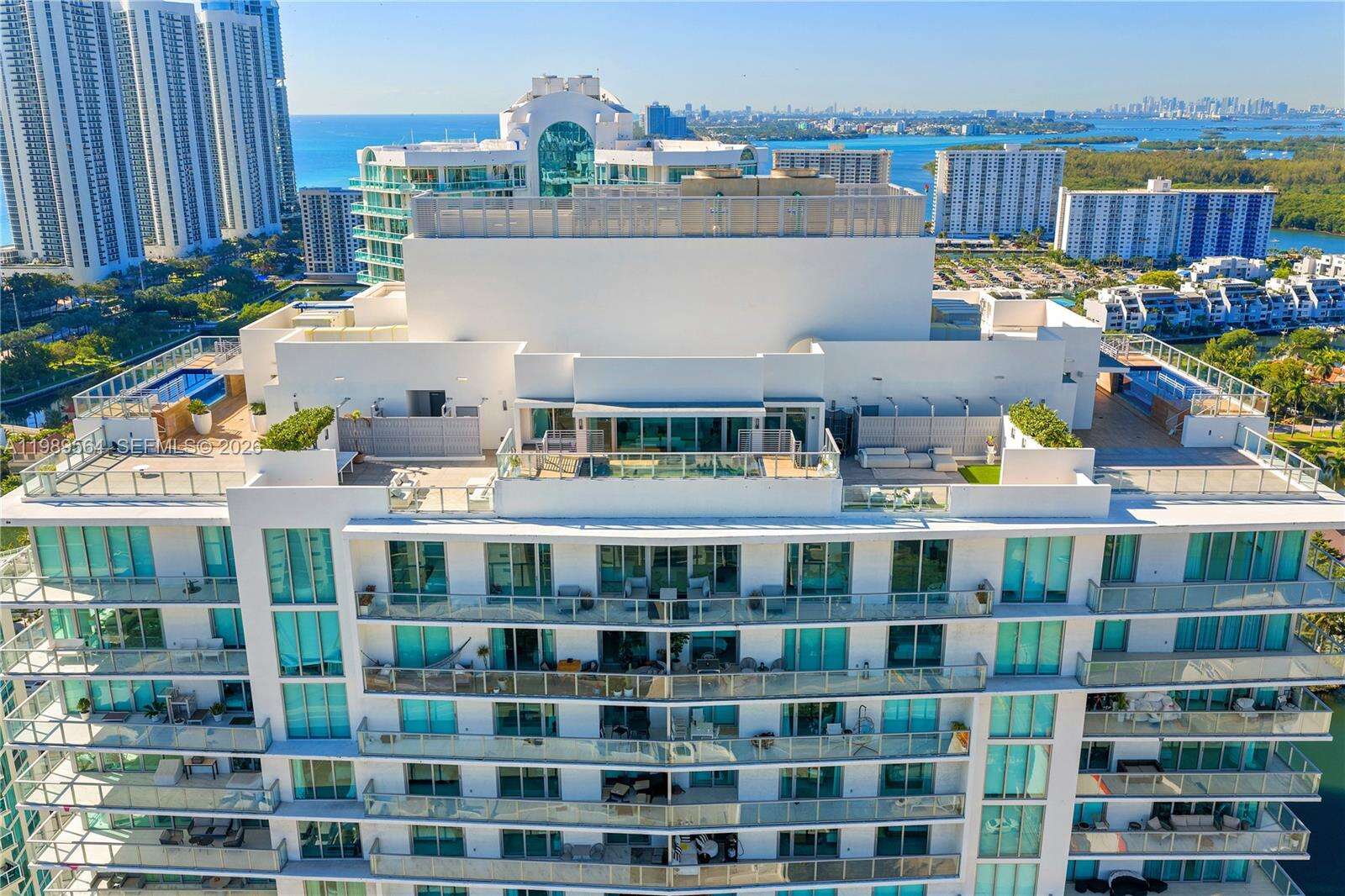 PARQUE TOWERS - 300 Sunny Isles Blvd, Sunny Isles Beach, FL 33160 | Picture 41