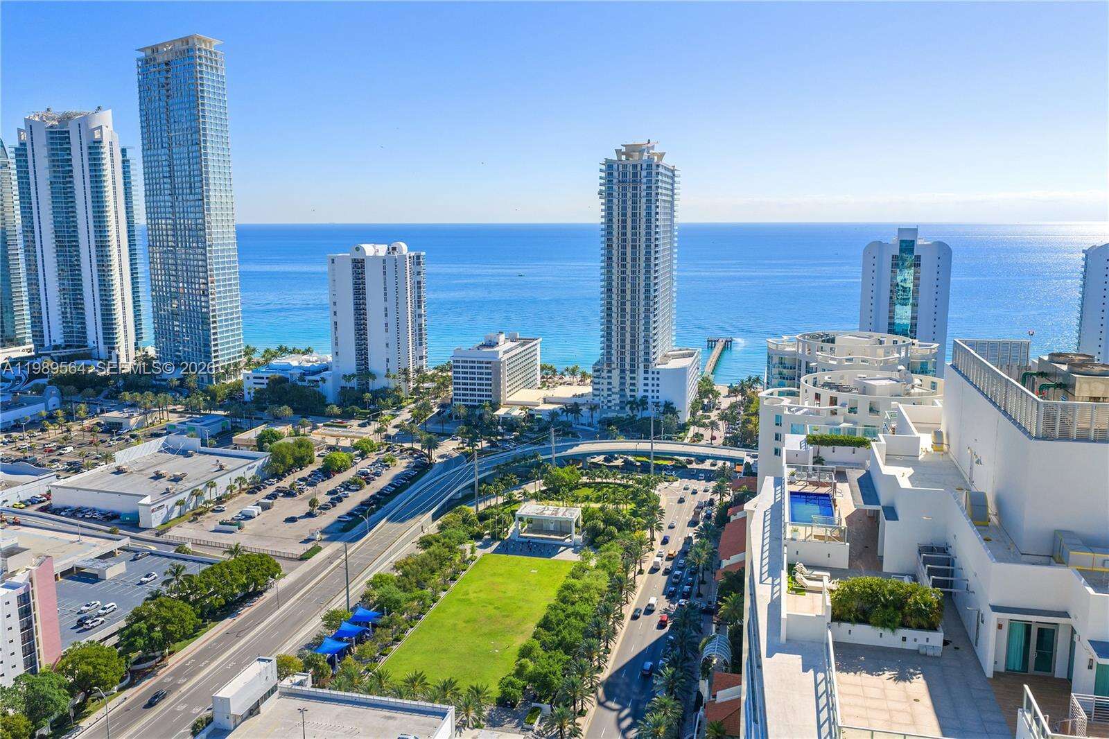 PARQUE TOWERS - 300 Sunny Isles Blvd, Sunny Isles Beach, FL 33160 | Picture 42