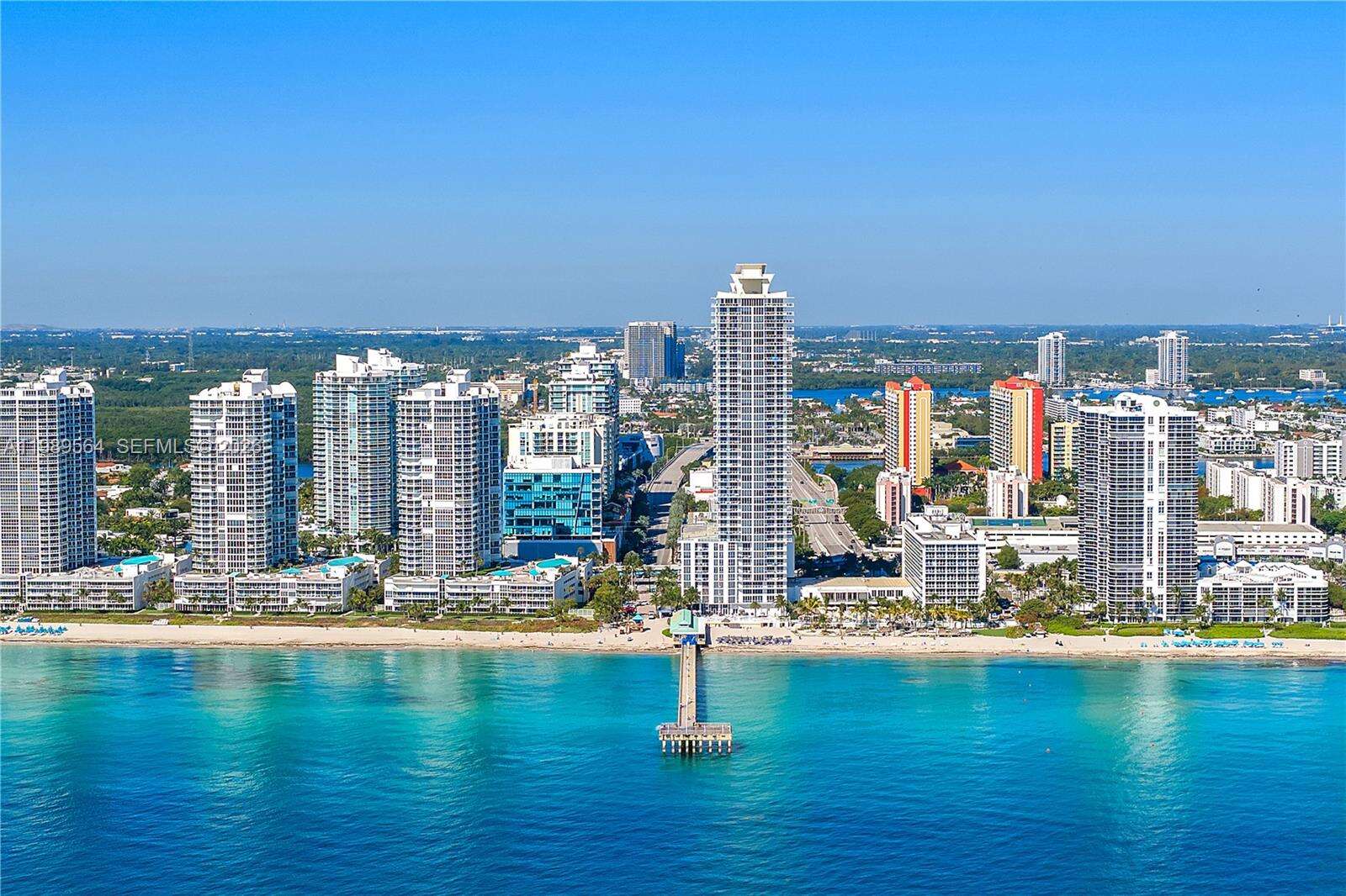 PARQUE TOWERS - 300 Sunny Isles Blvd, Sunny Isles Beach, FL 33160 | Picture 9