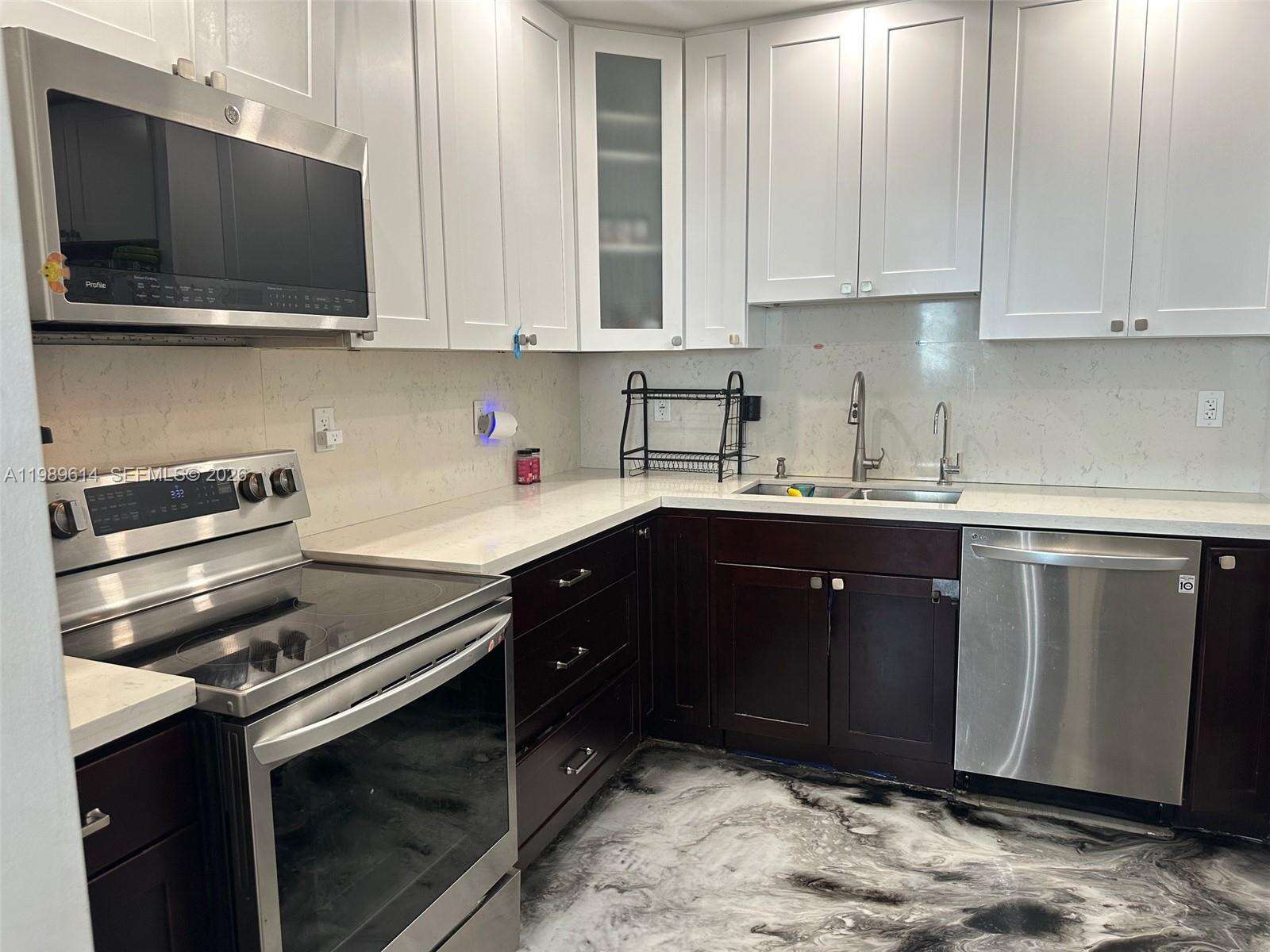 Granada at 9341 Bay Harbor Dr, Bay Harbor Islands, FL 33154 - For Sale photo 11