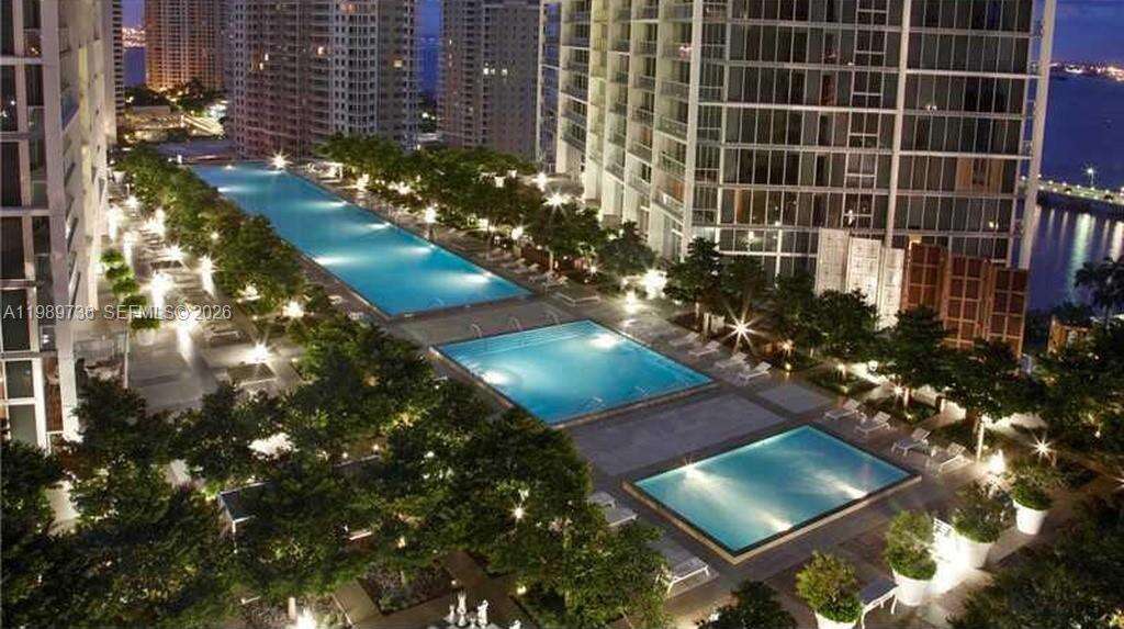 Icon Brickell 1 at 475 Brickell Ave, Miami, FL 33131 - For Sale photo 1