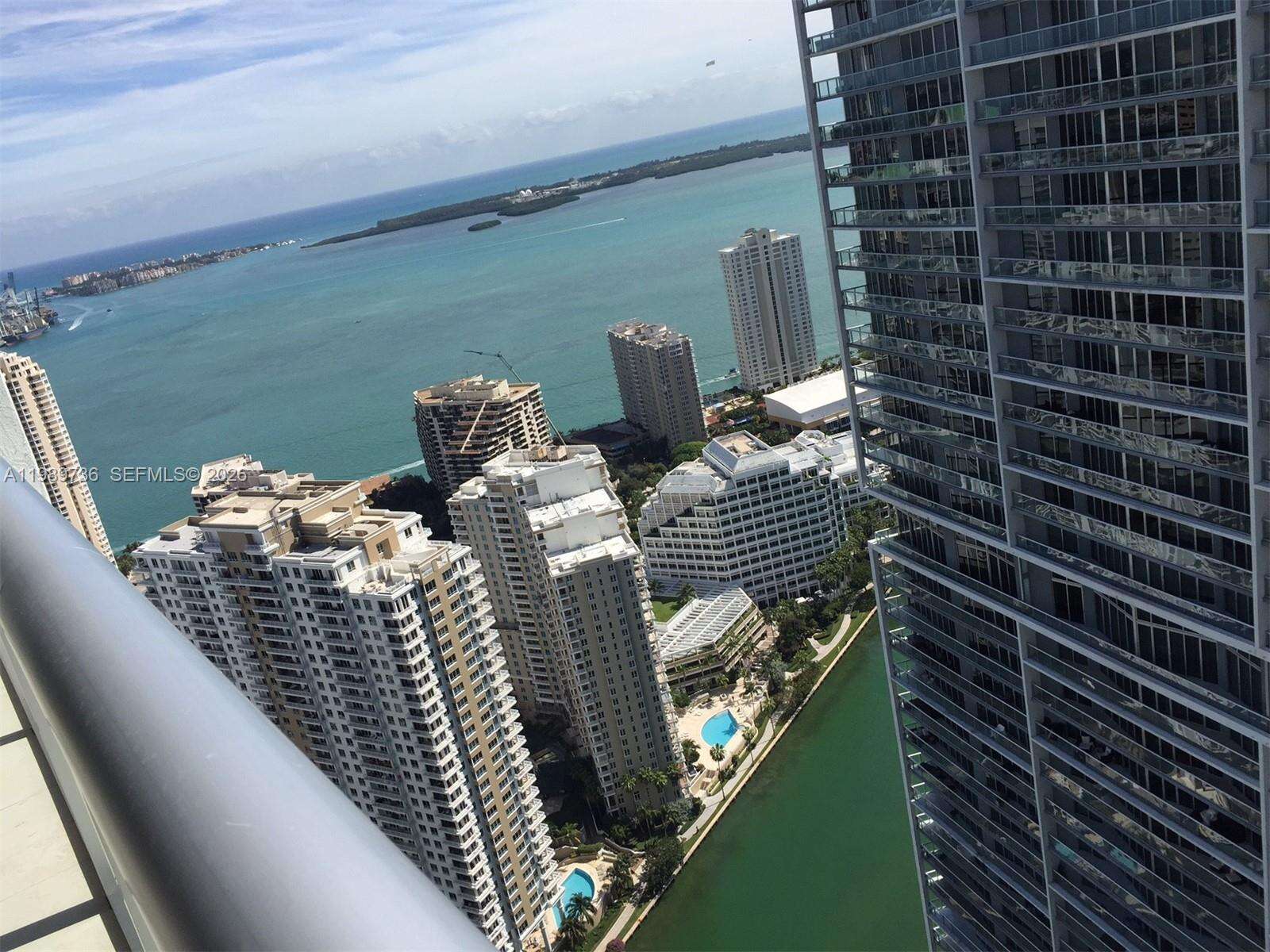 Icon Brickell 1 at 475 Brickell Ave, Miami, FL 33131 - For Sale photo 15
