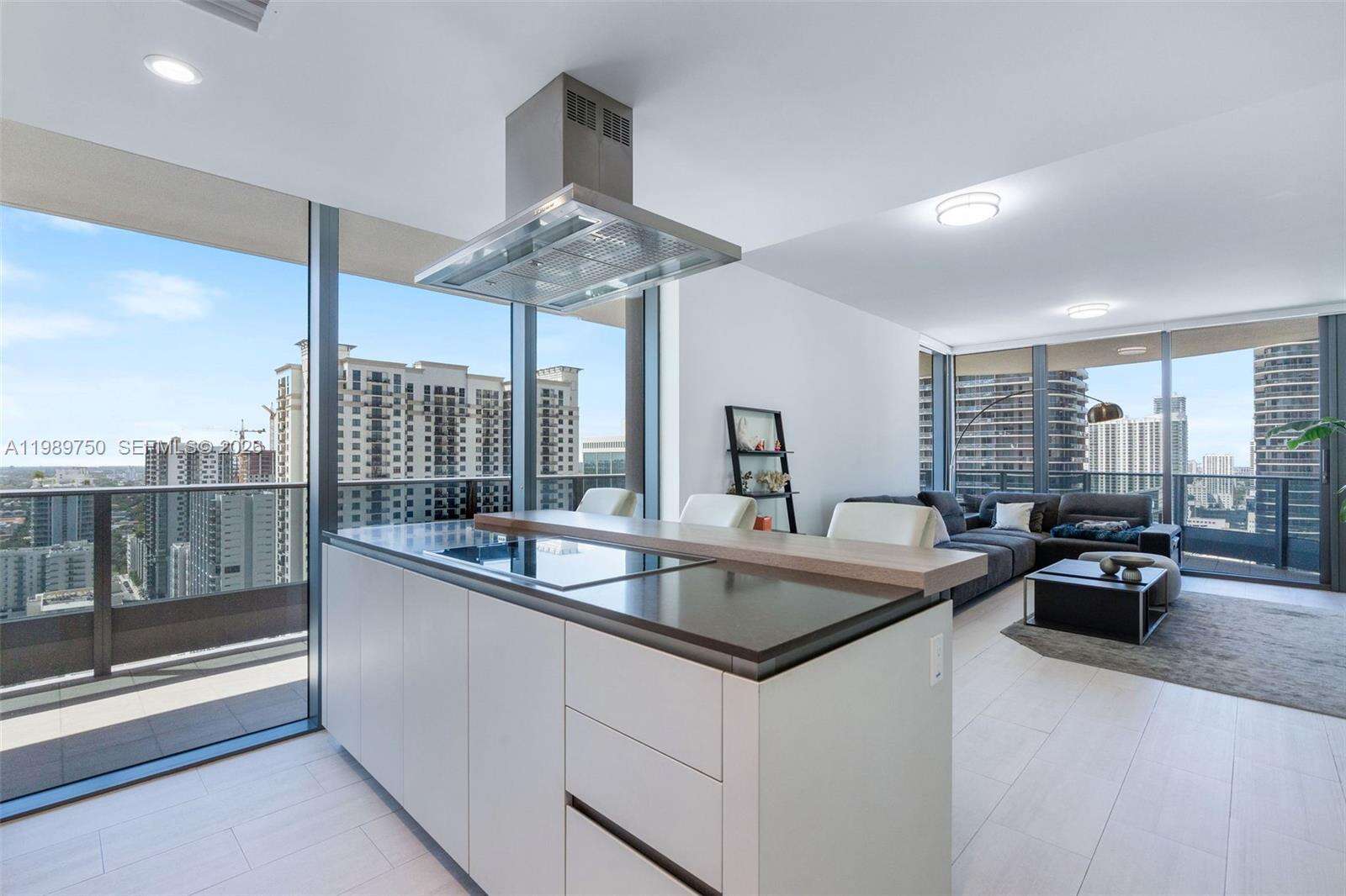 Brickell Flatiron at 1000 Brickell Plz, Miami, FL 33131 - For Sale photo 13