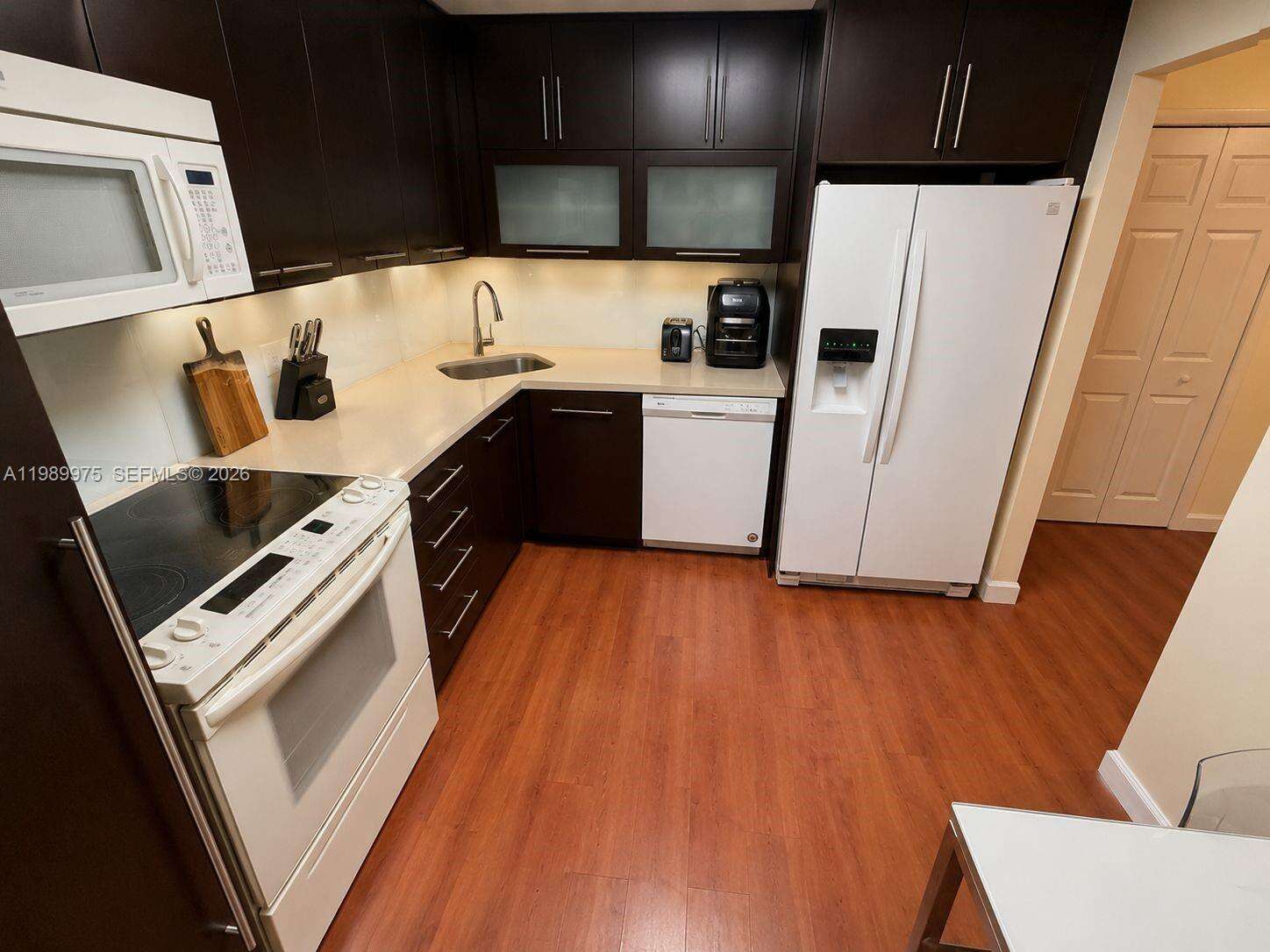 Brickell Bay Club at 2333 Brickell Ave, Miami, FL 33129 - For Sale photo 19
