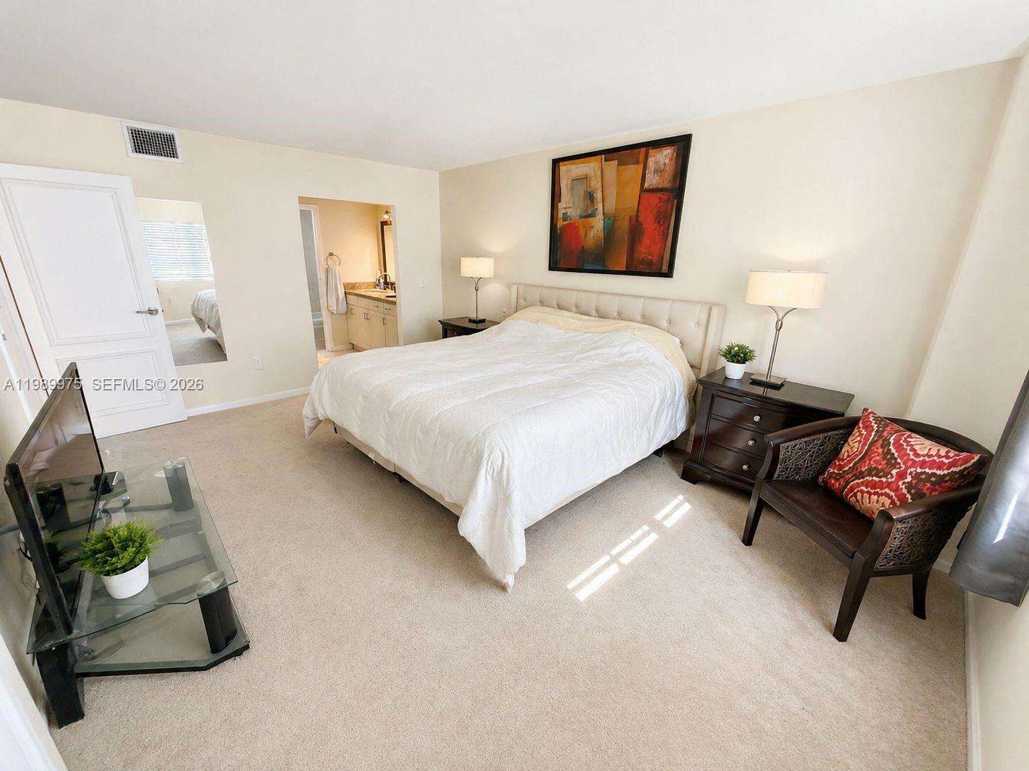 Brickell Bay Club at 2333 Brickell Ave, Miami, FL 33129 - For Sale photo 22