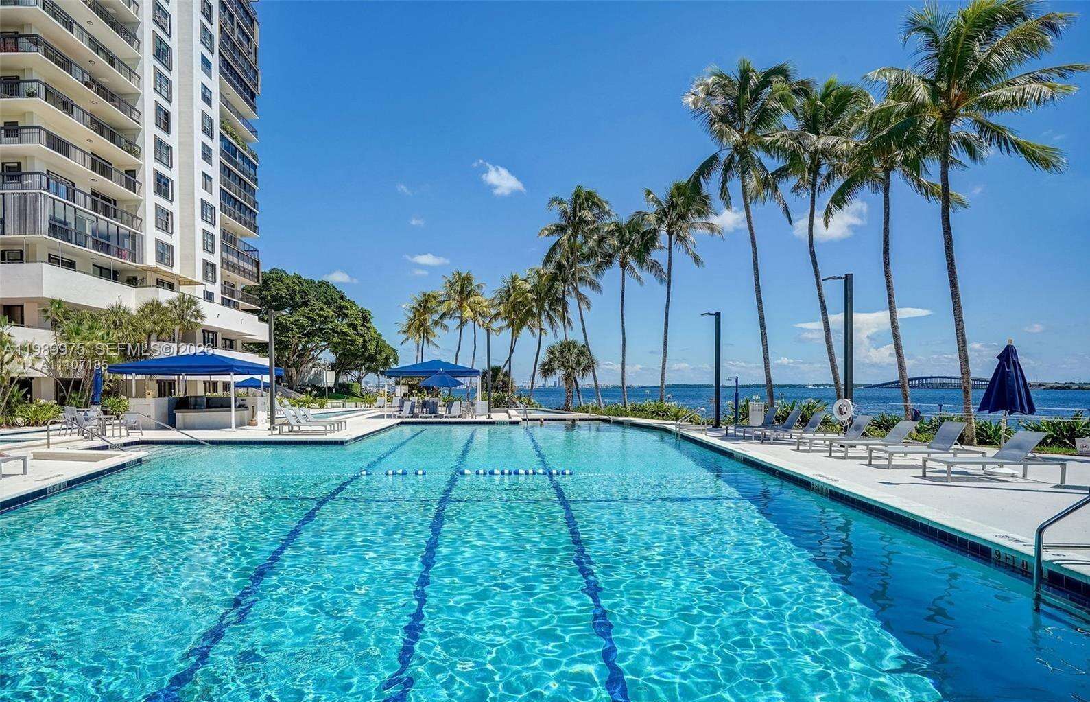 Brickell Bay Club at 2333 Brickell Ave, Miami, FL 33129 - For Sale photo 5