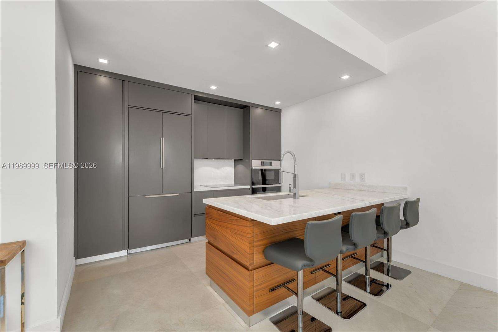 EPIC WEST - 200 Biscayne Blvd Way, Miami, FL 33131 | Picture 3