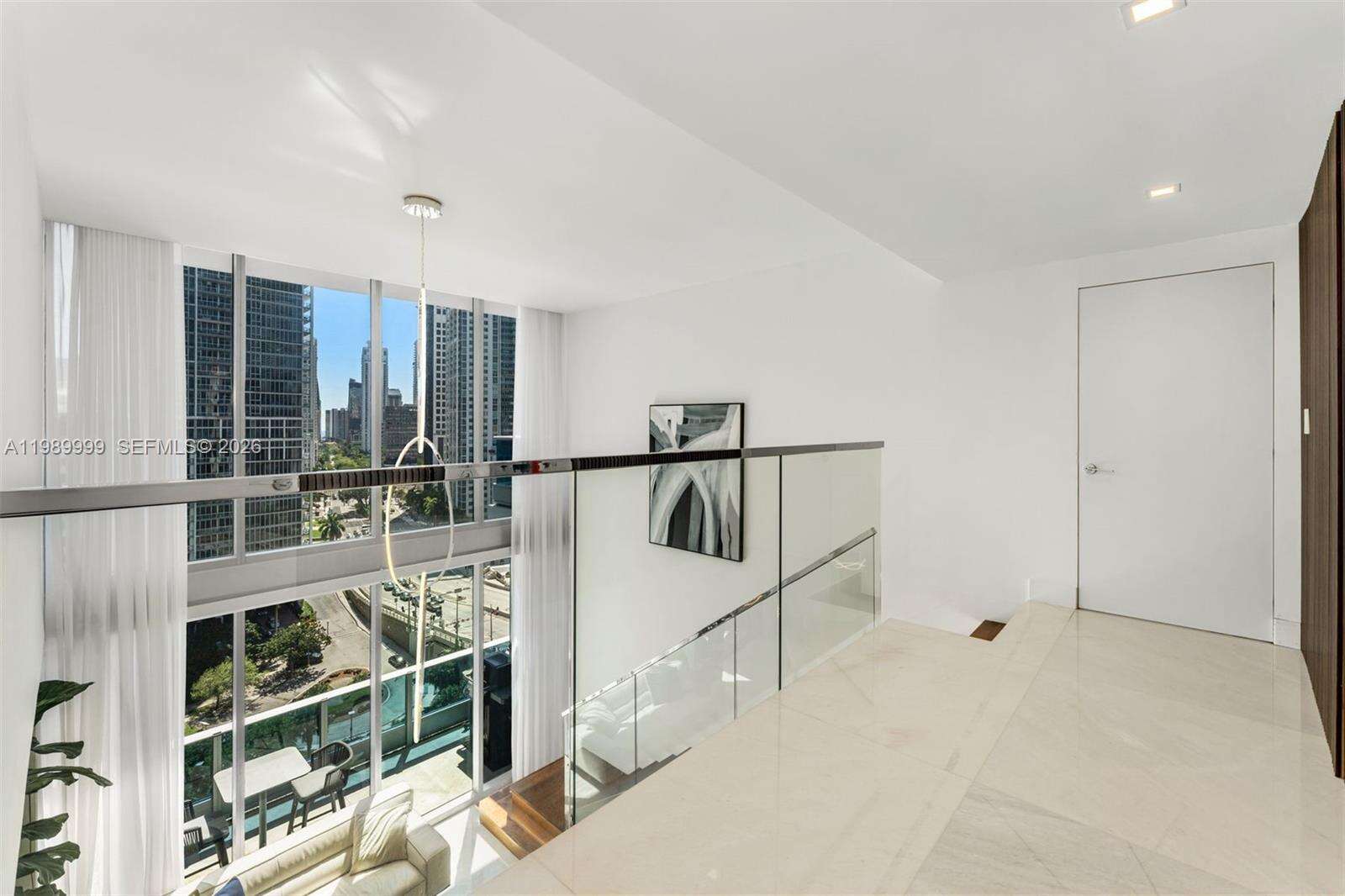 EPIC WEST - 200 Biscayne Blvd Way, Miami, FL 33131 | Picture 5