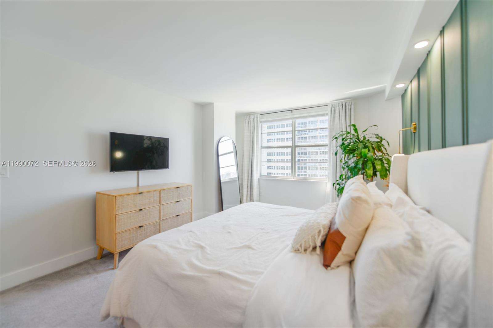 The Hemispheres at 1980 Ocean Dr, Hallandale Beach, FL 33009 - For Sale photo 28
